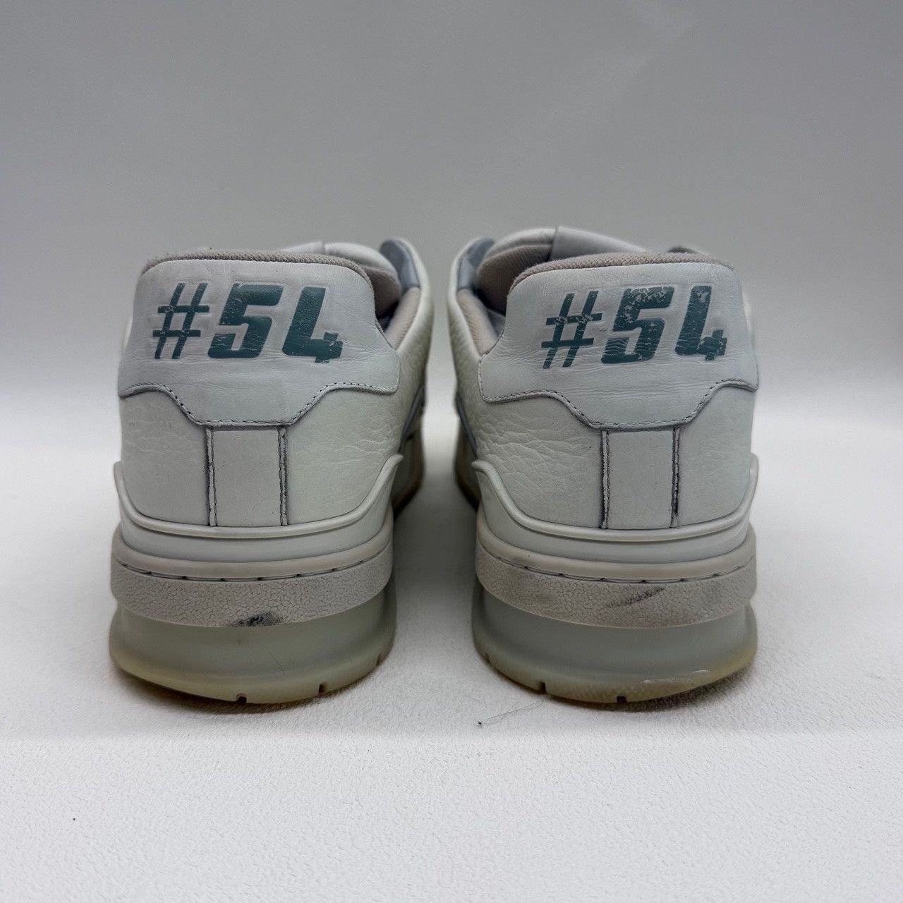 Louis Vuitton Louis Vuitton #54 Trainer Sneakers White Size 10 Size US 10 / EU 43 - 5 Thumbnail