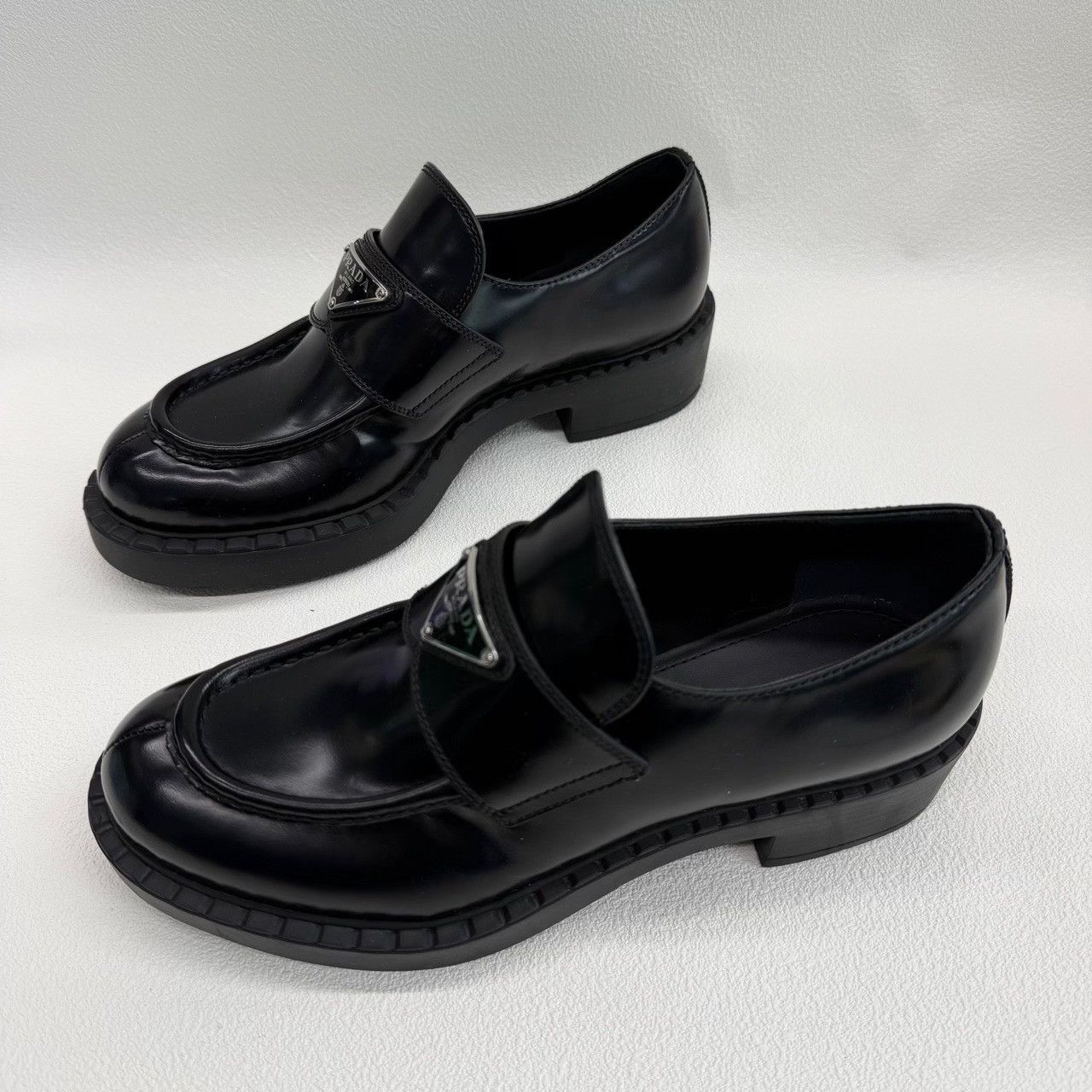 Prada Prada Logo Plaque Leather Loafers Size 37 Size US 7 / IT 37 - 2 Thumbnail