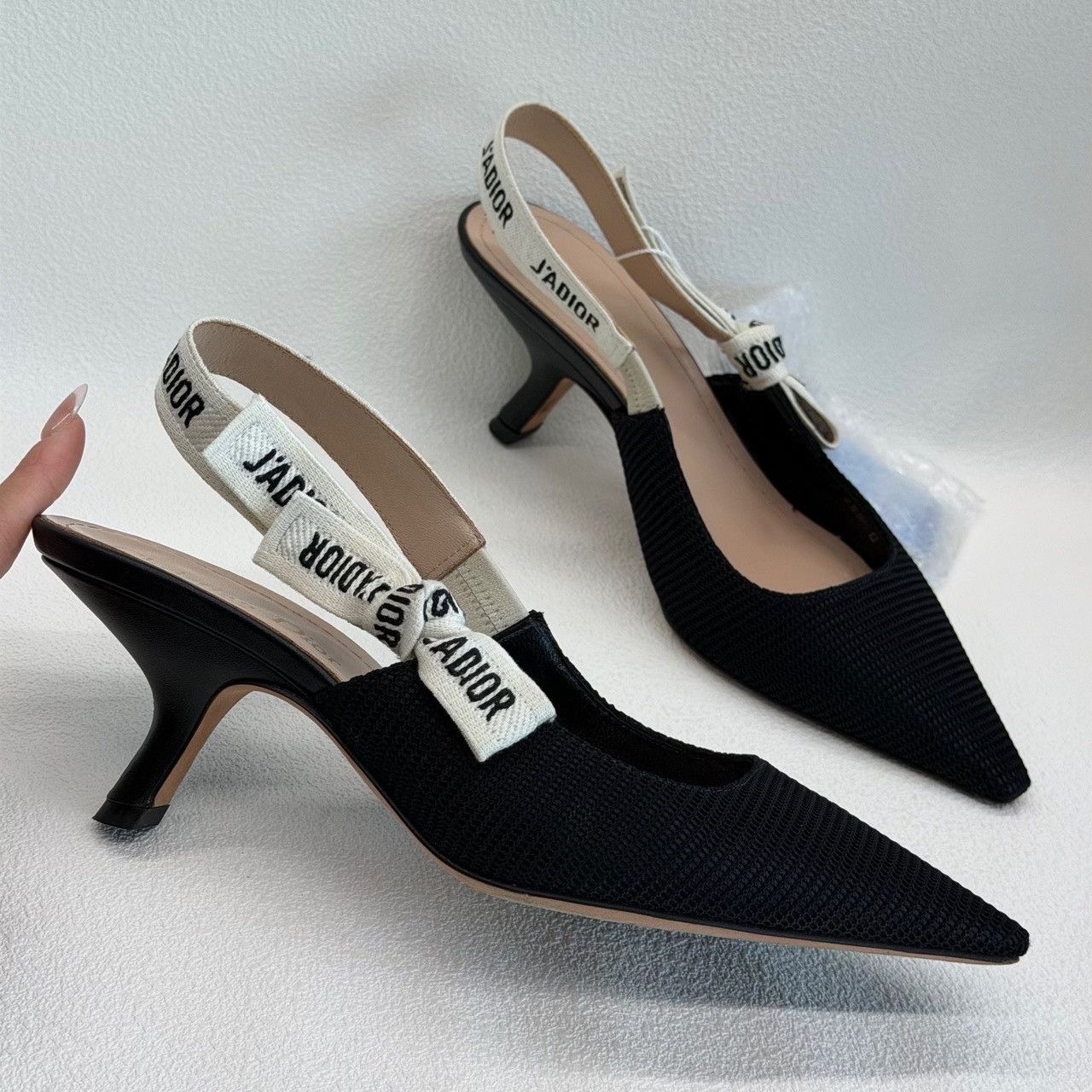 Dior Dior J'Adior Embroidered Slingback Pumps Size 35.5 Size US 5.5 / IT 35.5 - 7 Thumbnail