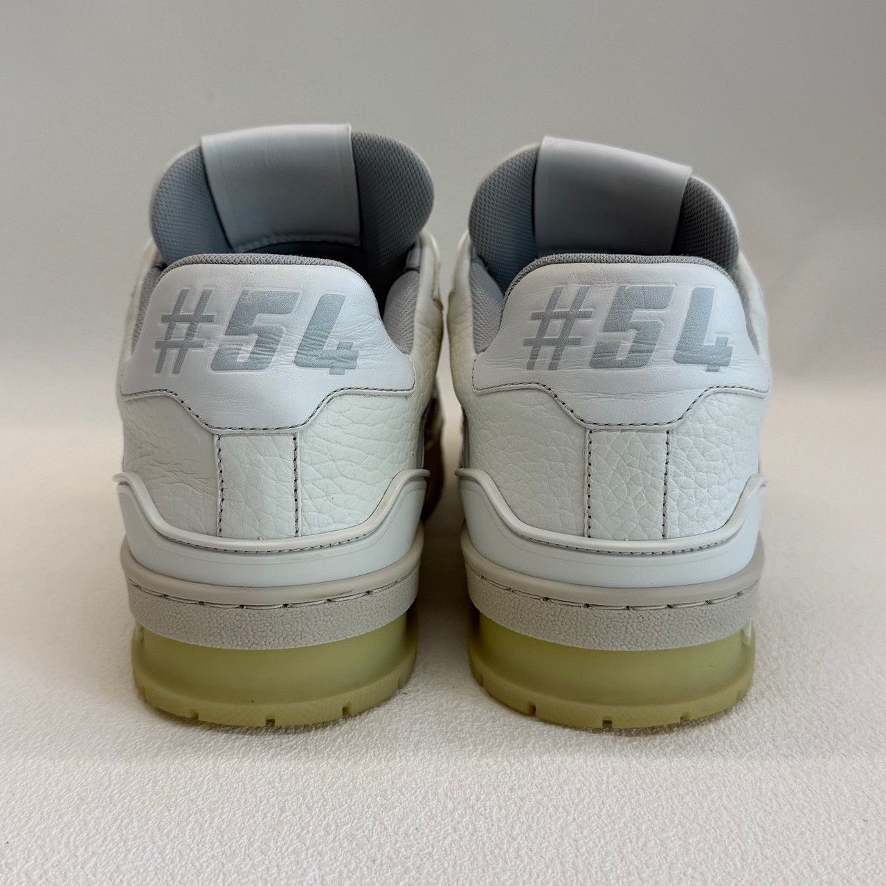 Louis Vuitton Louis Vuitton Trainer White Leather Sneakers Size 36.5 Size US 6.5 / IT 36.5 - 6 Thumbnail