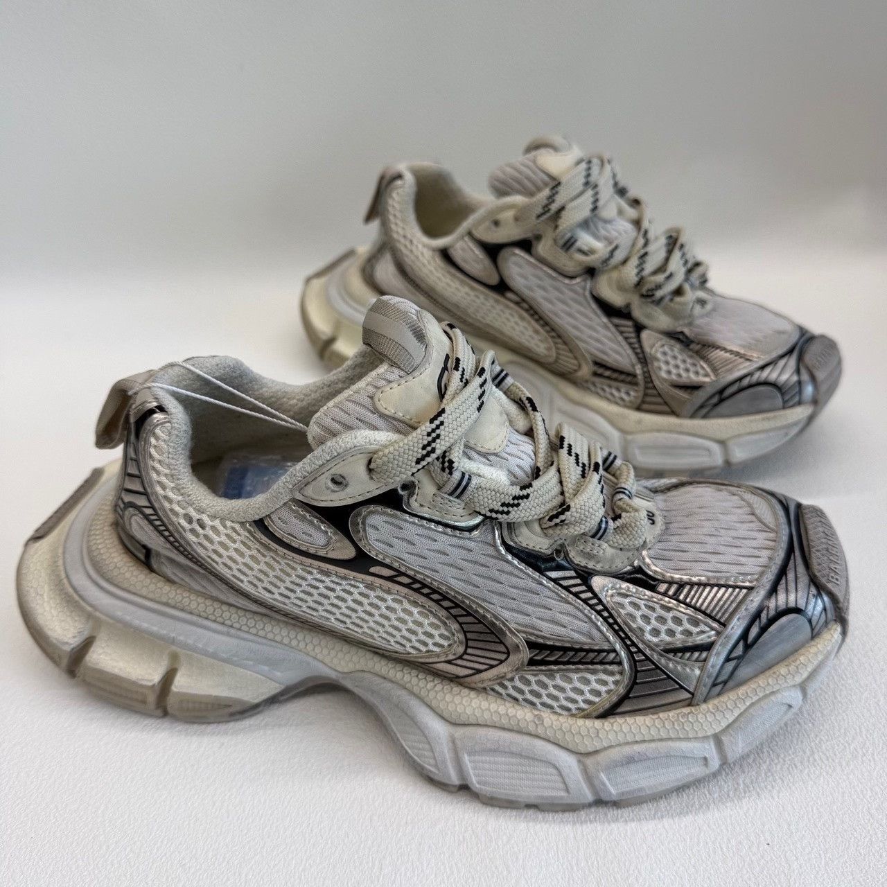 Balenciaga Balenciaga 3XL Mesh Sneakers Size 36 Size US 6 / IT 36 - 4 Thumbnail