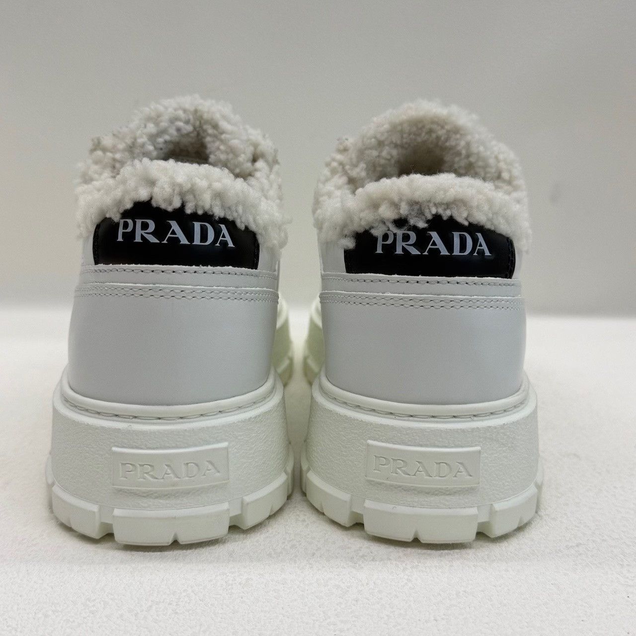 Prada Prada Shearling Lined Platform Sneakers Size 36.5 Size US 6.5 / IT 36.5 - 5 Thumbnail