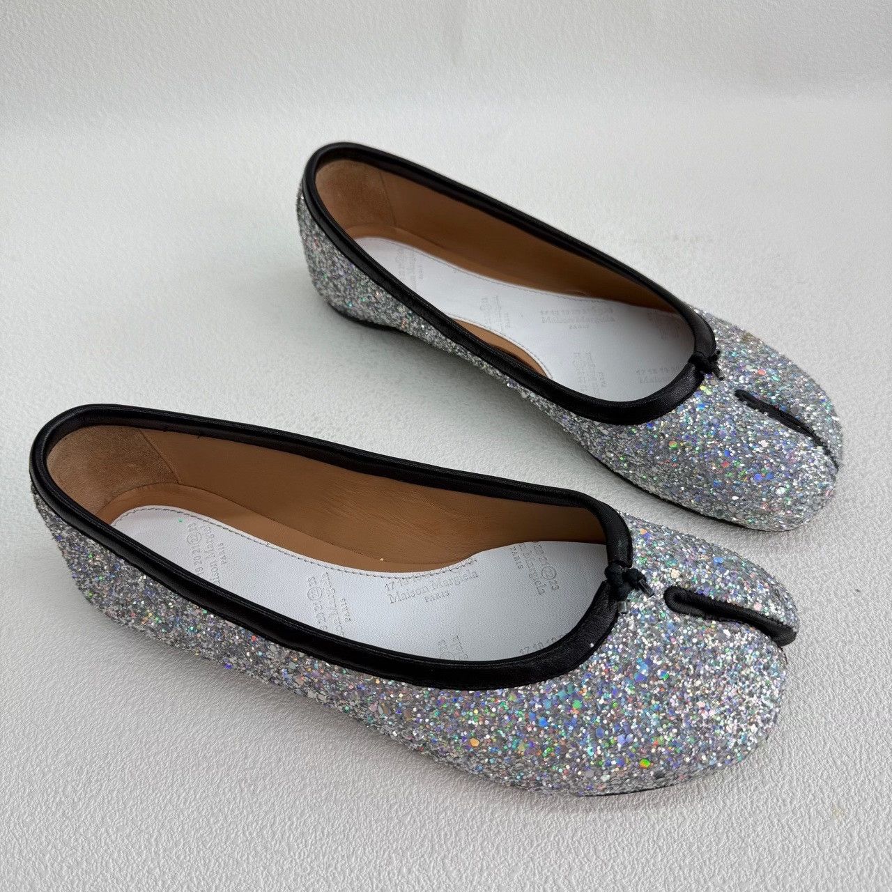 Maison Margiela Maison Margiela Glitter Tabi Flats IT 36 Size US 6 / IT 36 - 4 Thumbnail