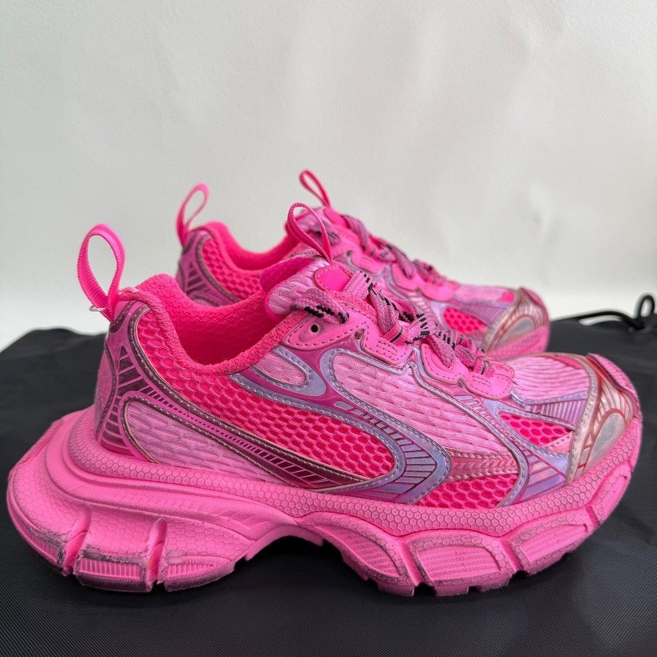 Balenciaga Balenciaga 3XL Pink Sneakers Size 34 Size US 4 / IT 34 - 6 Thumbnail