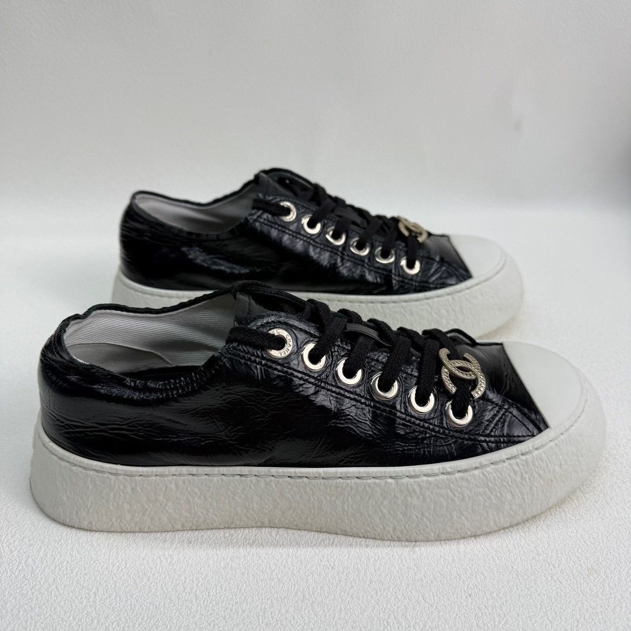Chanel Chanel CC Logo Platform Sneakers Size 37.5 Size US 7.5 / IT 37.5 - 4 Thumbnail