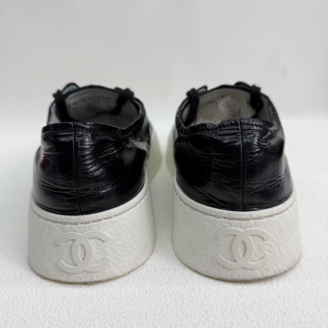 Chanel Chanel CC Logo Platform Sneakers Size 37.5 Size US 7.5 / IT 37.5 - 5 Thumbnail