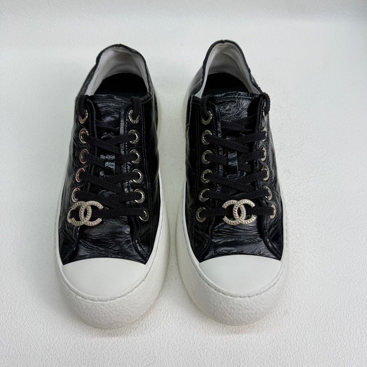 Chanel Chanel CC Logo Platform Sneakers Size 37.5 Size US 7.5 / IT 37.5 - 3 Thumbnail