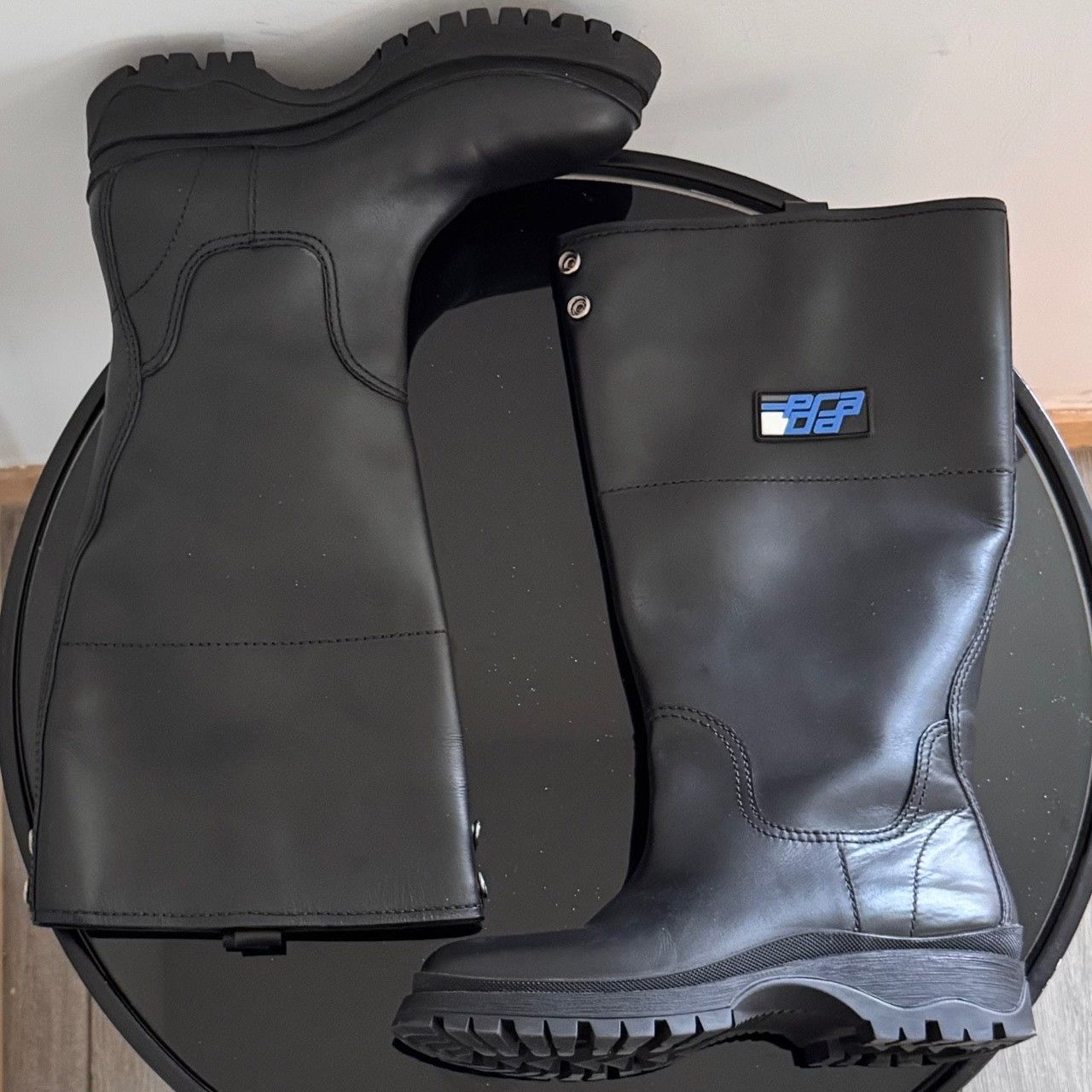 Prada Prada Logo Rain Boots Size 37 Size US 7 / IT 37 - 6 Thumbnail
