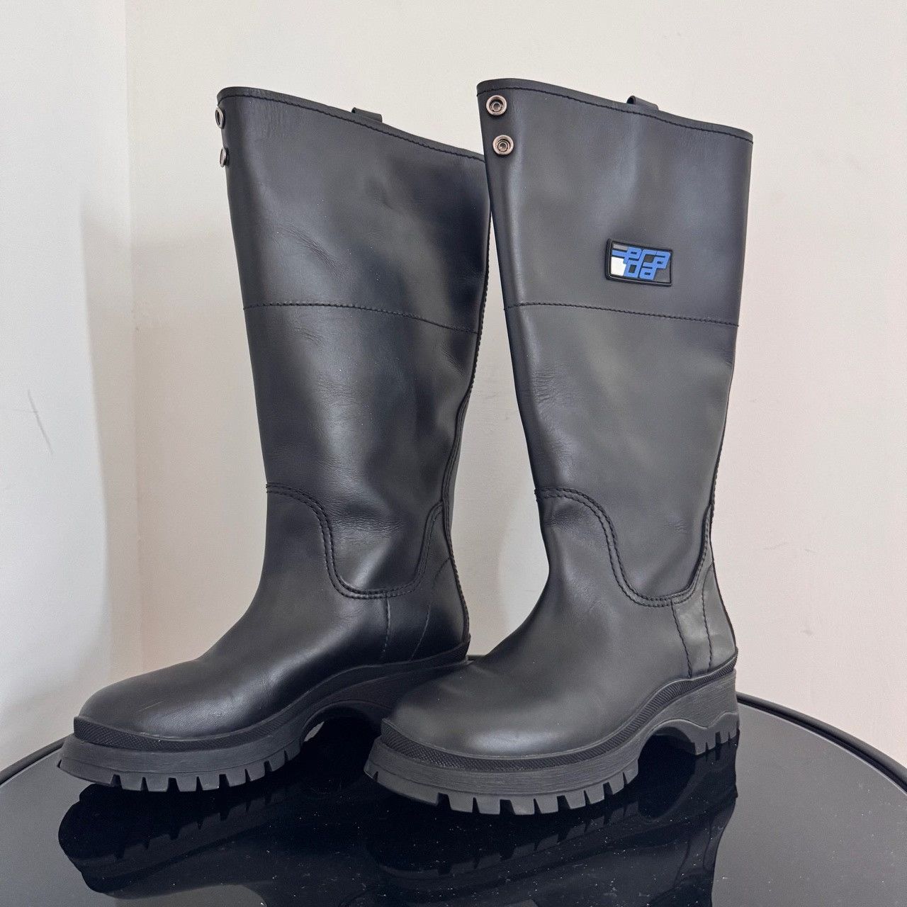 Prada Prada Logo Rain Boots Size 37 Size US 7 / IT 37 - 2 Thumbnail