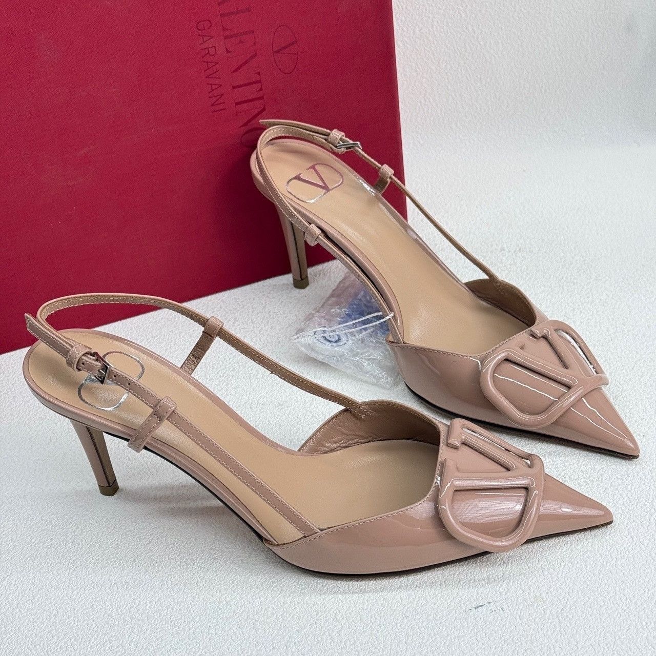 Valentino Valentino VLogo Patent Leather Heels Size 35 Size US 5 / IT 35 - 4 Thumbnail