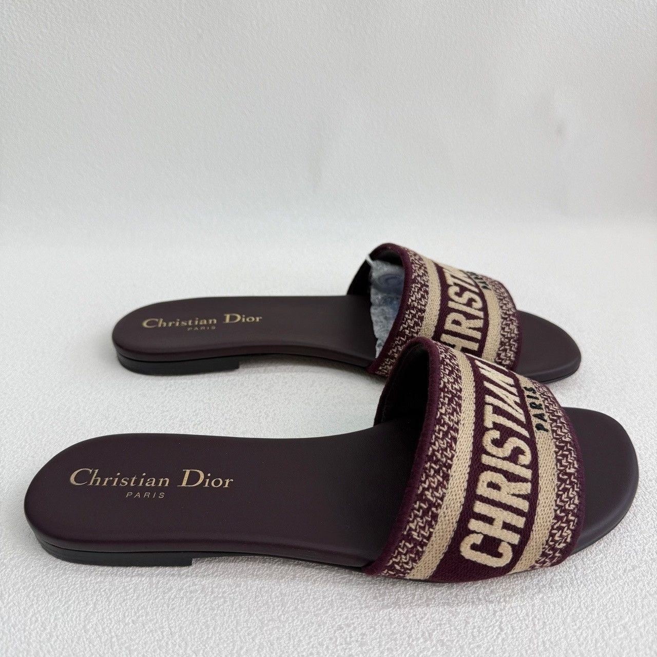 Dior Dior Dway Embroidered Canvas Slides Size 37 Size US 7 / IT 37 - 5 Thumbnail