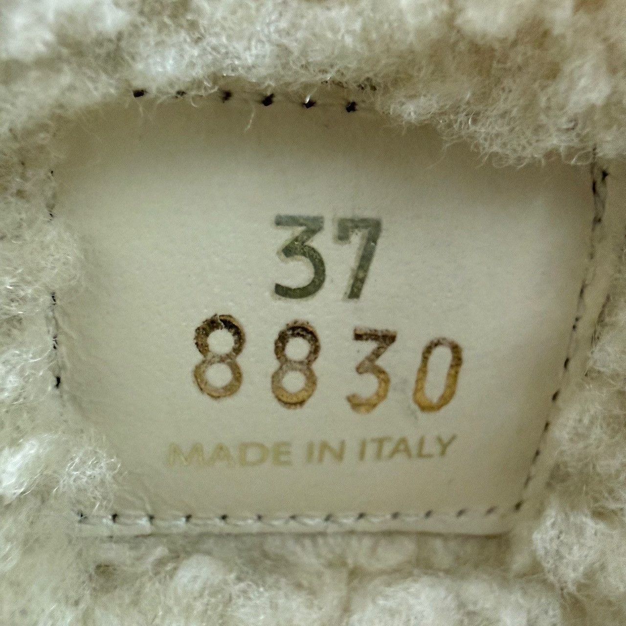 Miu Miu Miu Miu Suede Shearling Boots Size 37 Size US 7 / IT 37 - 7 Thumbnail