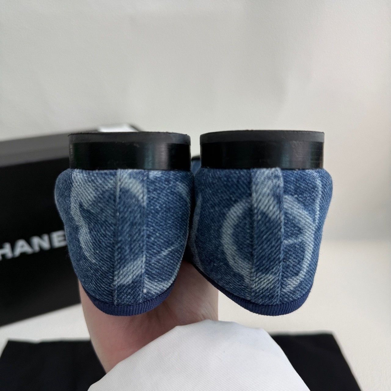 Chanel Chanel Denim CC Ballet Flats Size 35 Size US 5 / IT 35 - 8 Thumbnail