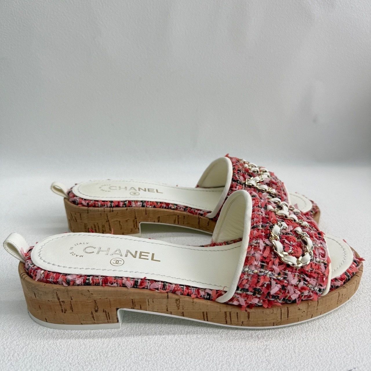 Chanel Chanel Tweed CC Logo Slides Size 38.5 Size US 8.5 / IT 38.5 - 5 Thumbnail