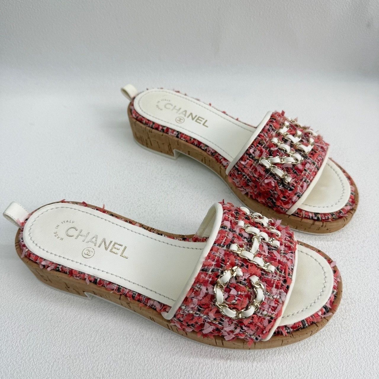 Chanel Chanel Tweed CC Logo Slides Size 38.5 Size US 8.5 / IT 38.5 - 4 Thumbnail