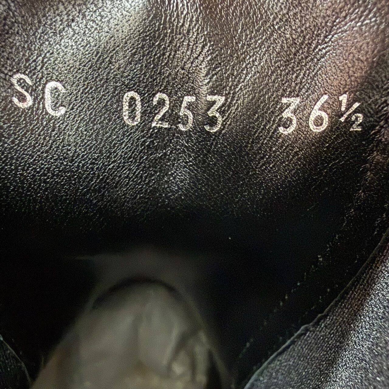 Louis Vuitton Louis Vuitton Ruby Chelsea Boots Size 36.5 Size US 6.5 / IT 36.5 - 8 Thumbnail