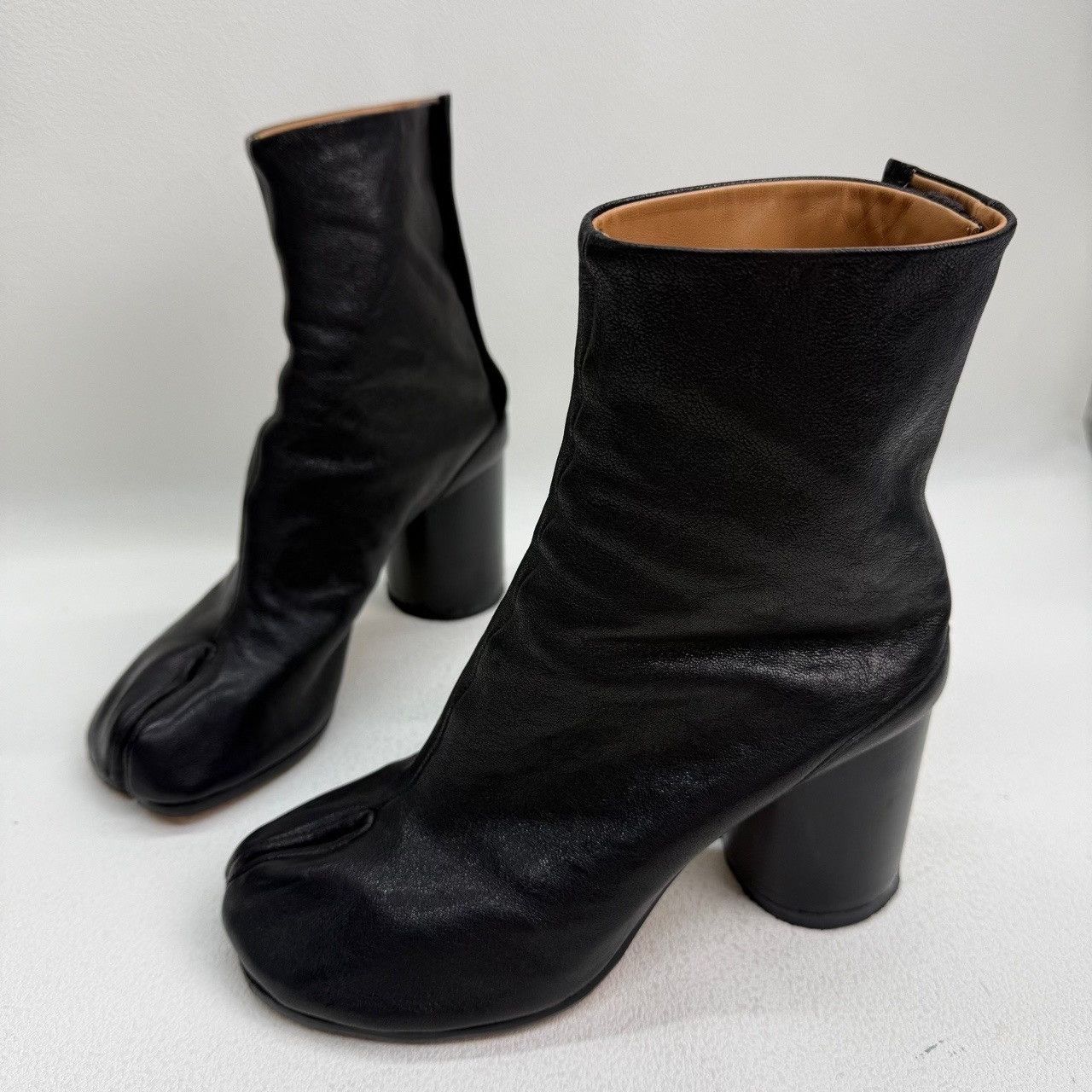 Maison Margiela Maison Margiela Tabi Block Heel Boots Size 36.5 Size US 6.5 / IT 36.5 - 2 Thumbnail