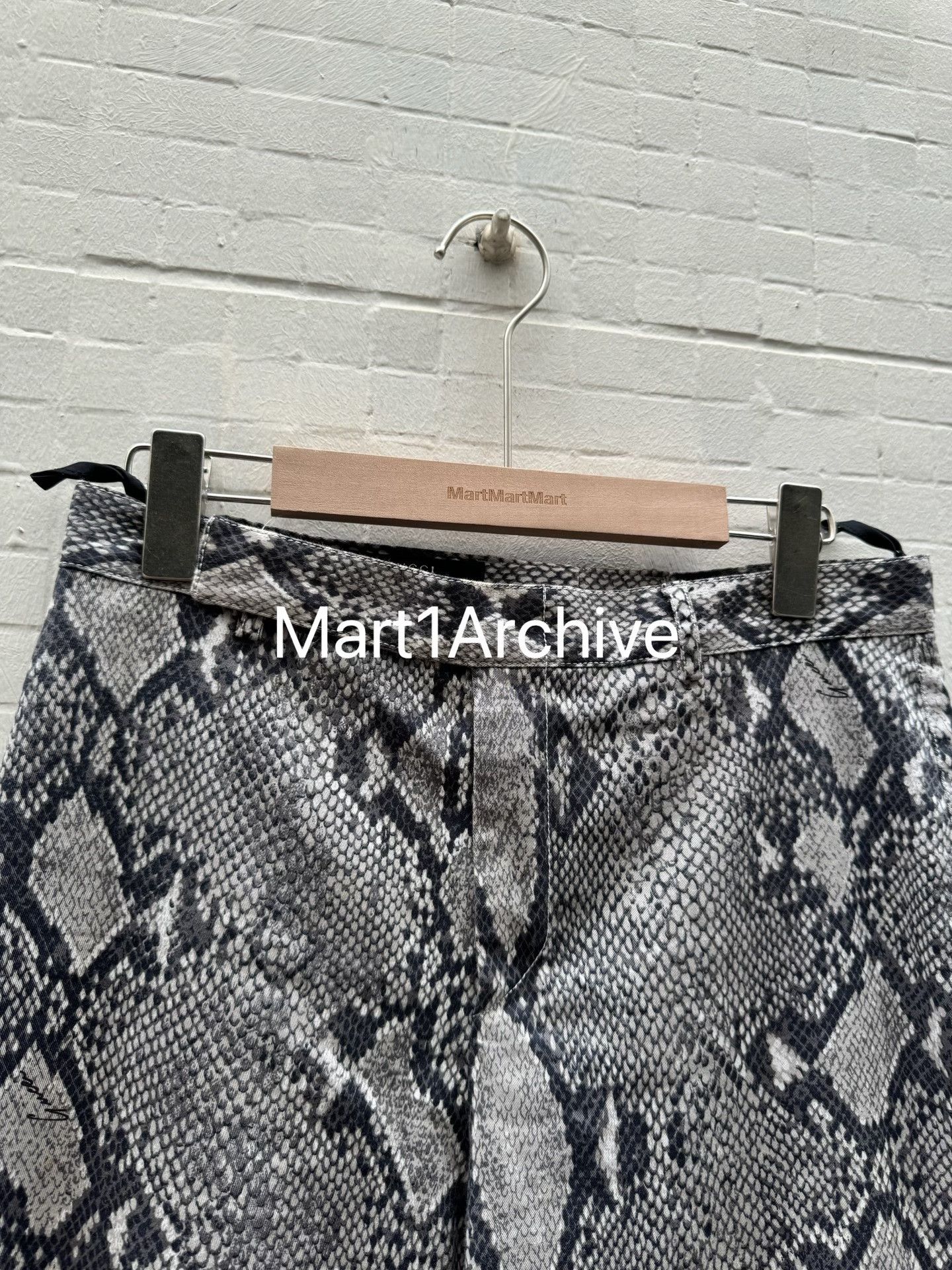 Gucci Gucci Snake Print Pants Size 26 Size US 26 / EU 42 - 6 Thumbnail