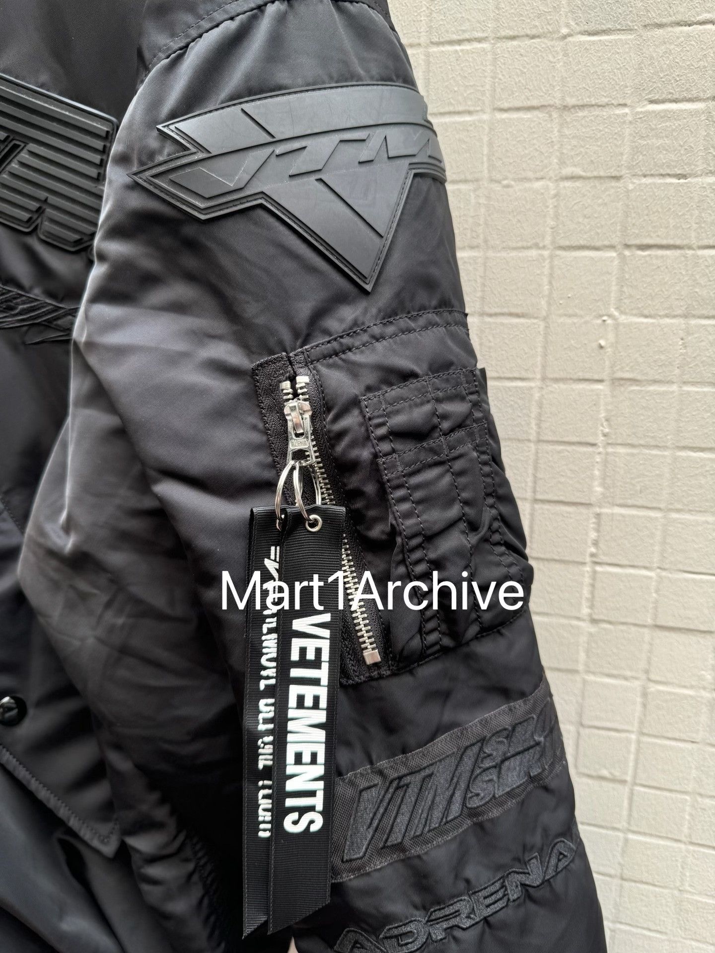 Vetements VETEMENTS Logo Racing Bomber Jacket Size M Size US M / EU 48-50 / 2 - 4 Thumbnail