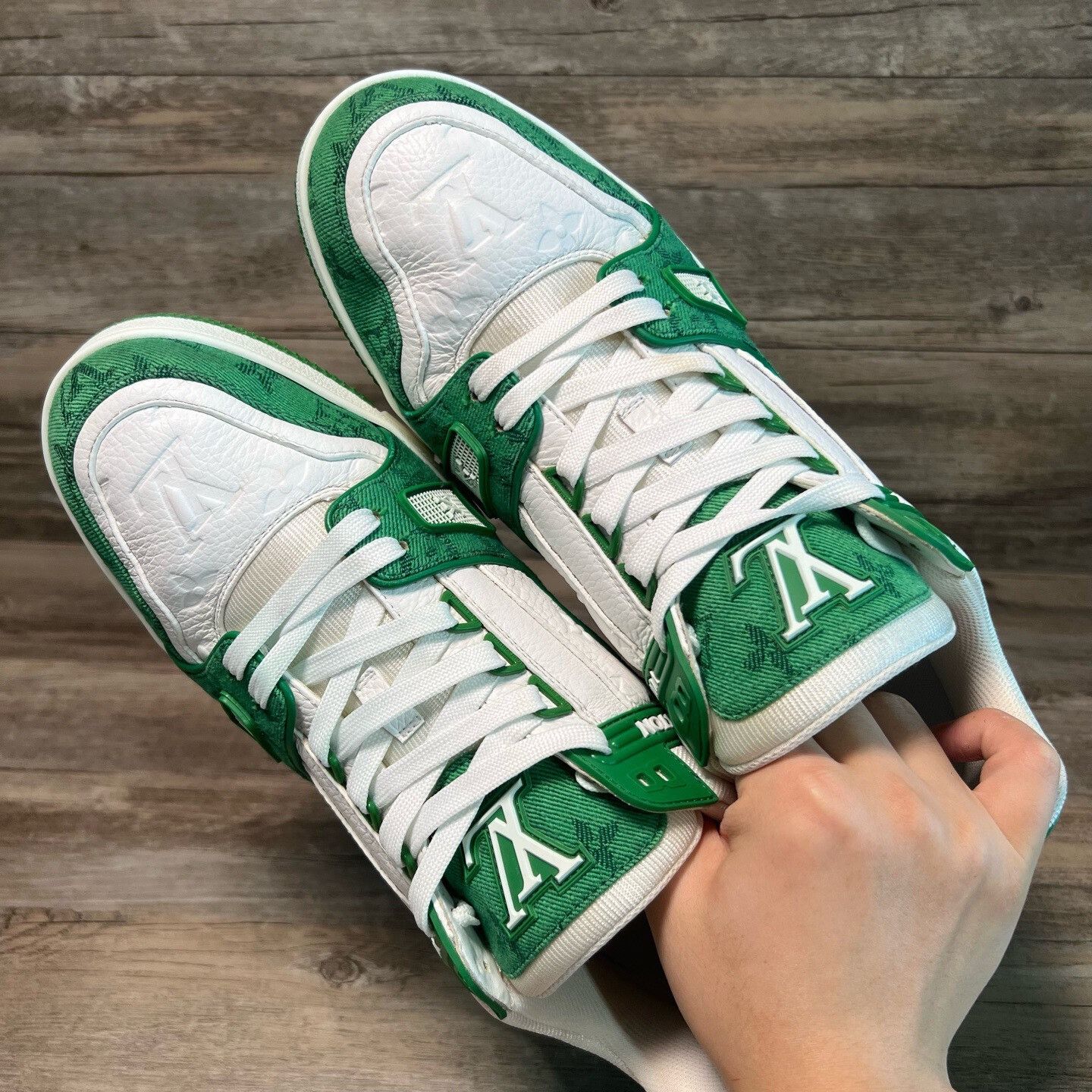 Louis Vuitton Louis Vuitton White Green Denim Trainer Sneakers US 10 Size US 10 / EU 43 - 6 Thumbnail