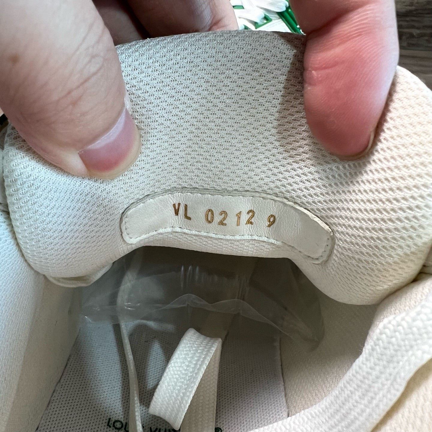 Louis Vuitton Louis Vuitton White Green Denim Trainer Sneakers US 10 Size US 10 / EU 43 - 9 Thumbnail