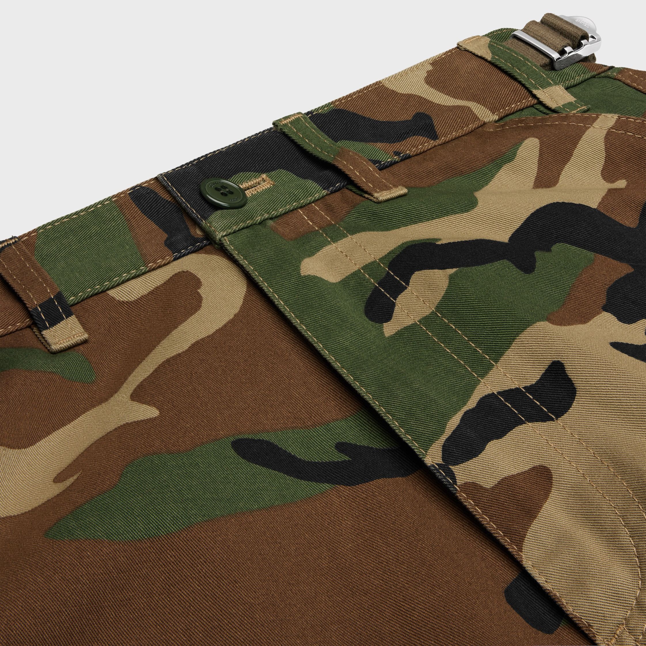 Celine CELINE CARGO PANTS IN CAMOUFLAGE COTTON camouflage Size US 34 / EU 50 - 3 Thumbnail