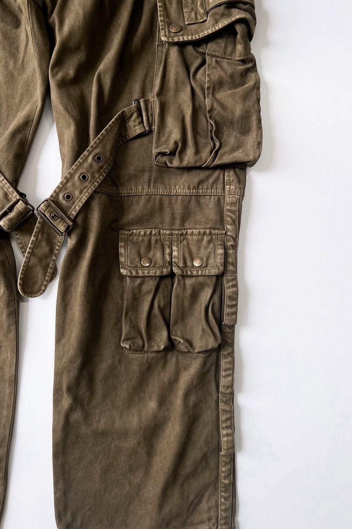Vintage Vintage 2000s Moleskin Bondage Cargo Pant Size US 30 / EU 46 - 7 Thumbnail