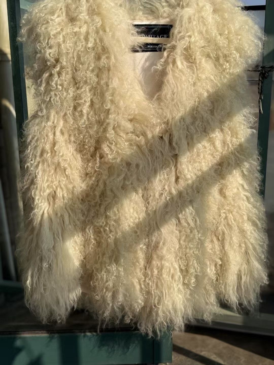 Hermes HERMITAGE Fur Vest Size M / US 6-8 / IT 42-44 - 8 Thumbnail