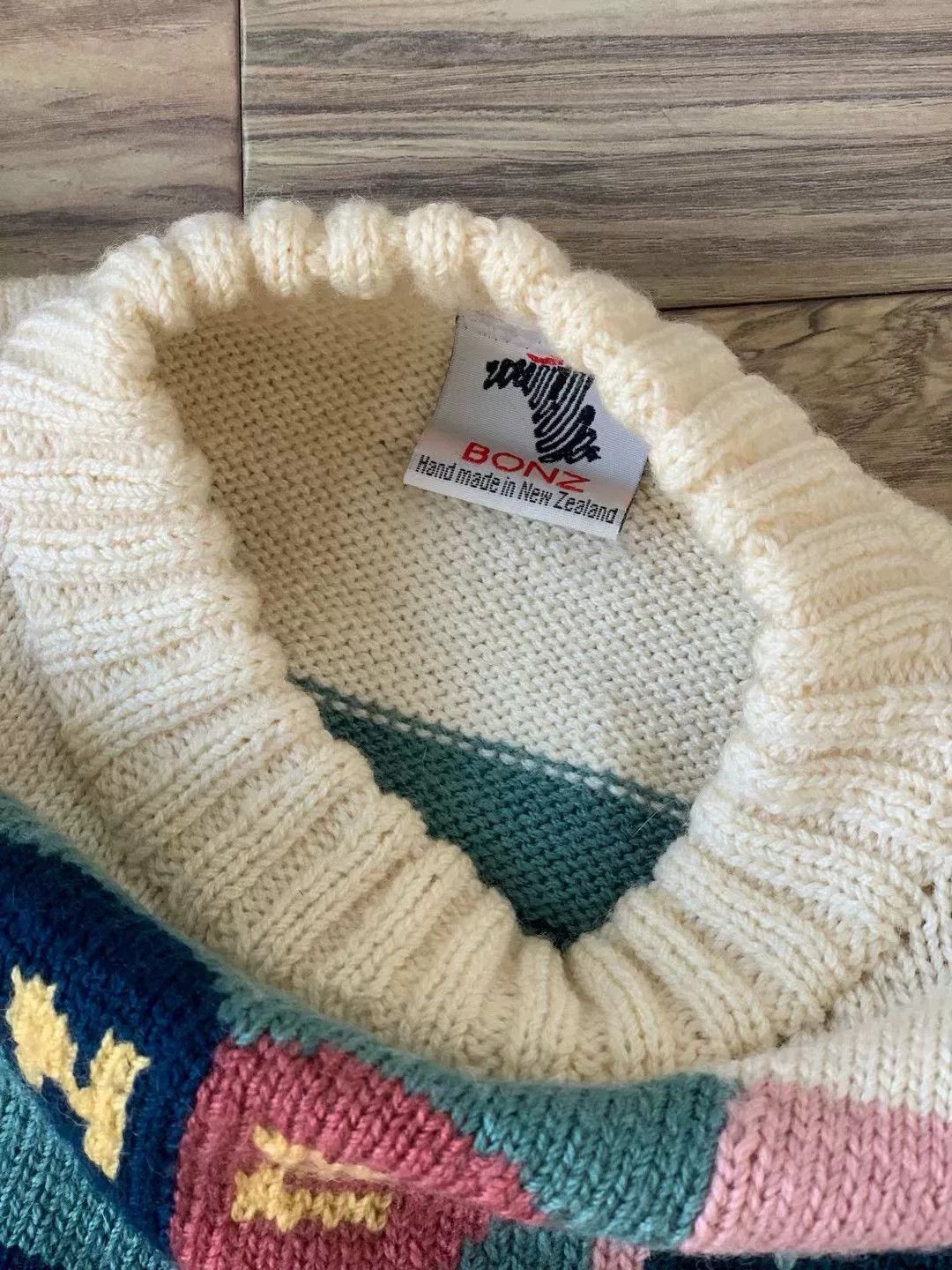 Vintage BONZ Vintage Handmade Wool Sweater Size M / US 6-8 / IT 42-44 - 9 Thumbnail