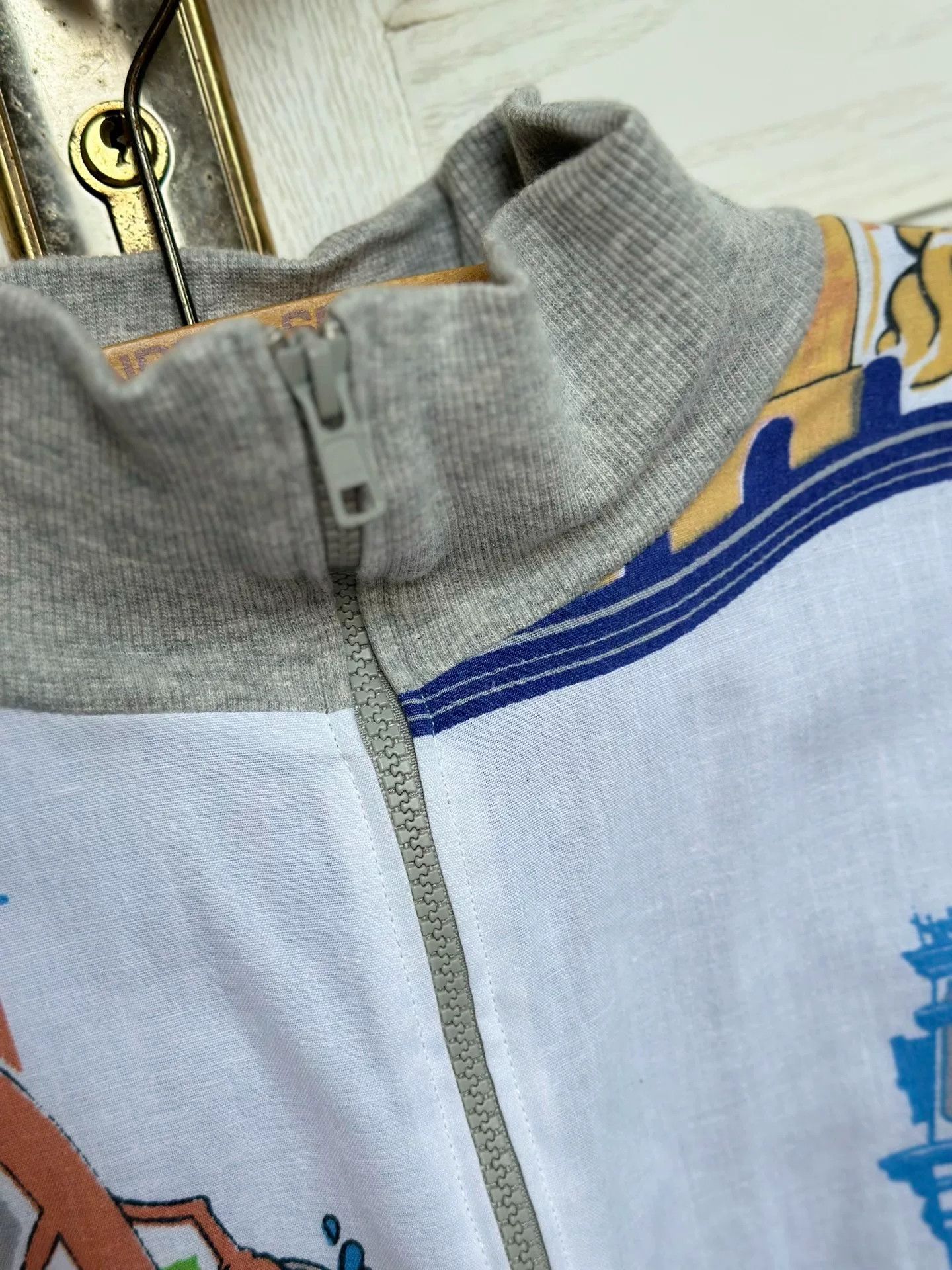 Vintage Vintage Disney Remake Sweatshirt Size M / US 6-8 / IT 42-44 - 3 Thumbnail