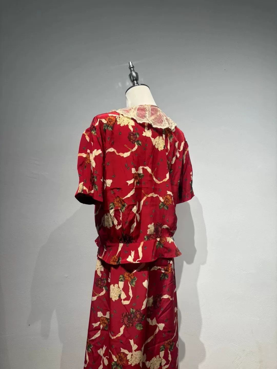 Pink House Pink House Vintage Red Antique Set Size M / US 6-8 / IT 42-44 - 2 Thumbnail