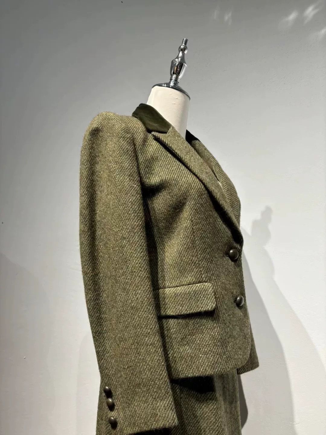 Vintage Vintage Sled Moss Green Wool Suit Size M / US 6-8 / IT 42-44 - 2 Thumbnail