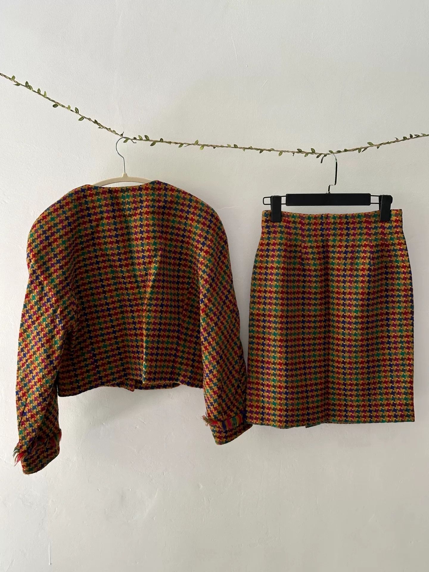 Vintage Saskia Vintage Wool Suit Size M / US 6-8 / IT 42-44 - 2 Thumbnail