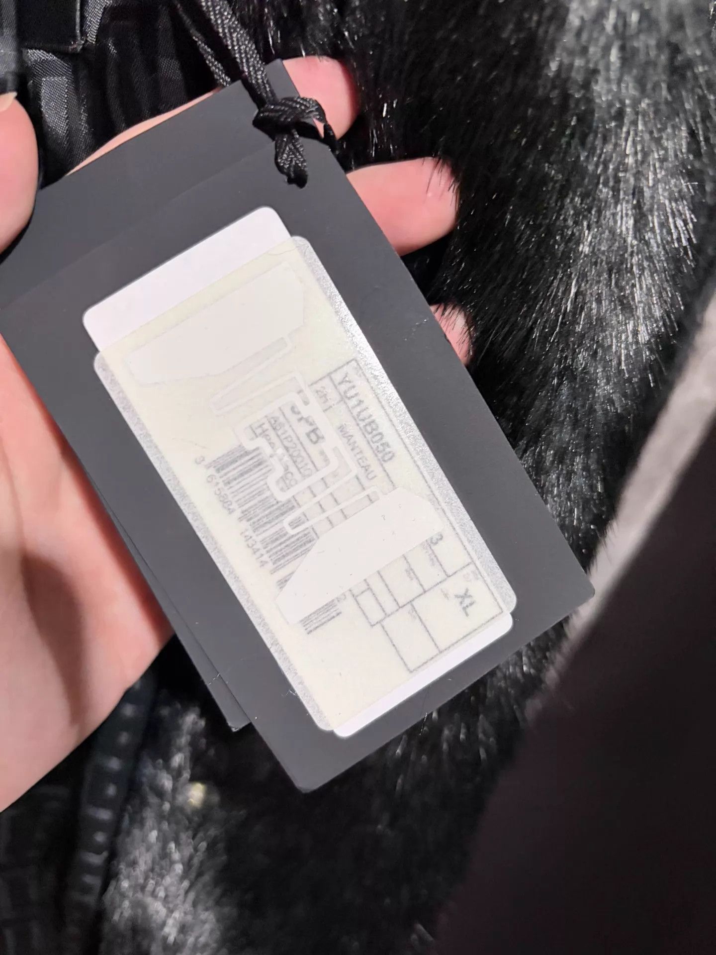Balmain Luxurious Black Fur Coat in Size XL Size US XL / EU 56 / 4 - 9 Thumbnail
