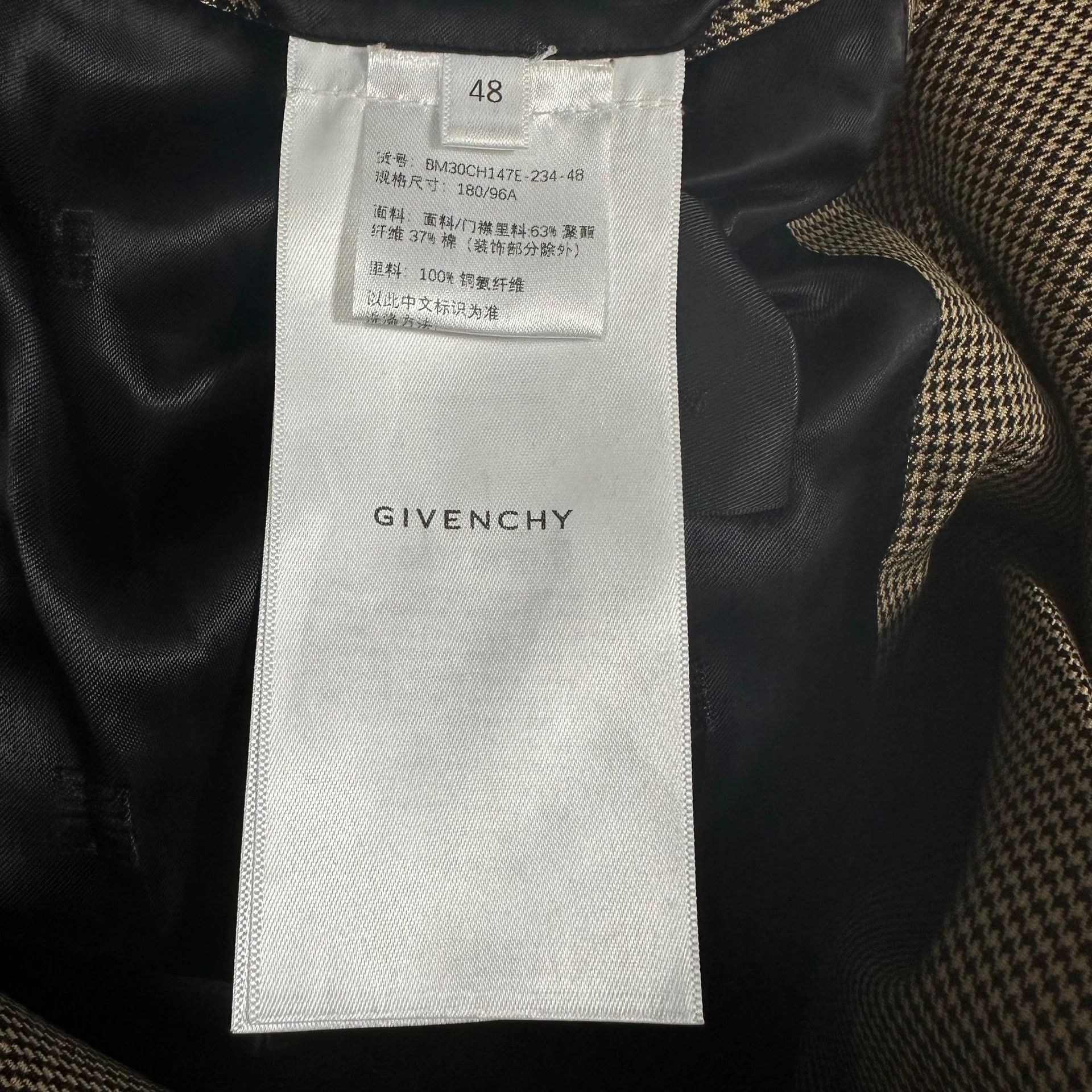 Givenchy Stylish Houndstooth Blazer with Lock Buckle Size US M / EU 48-50 / 2 - 7 Thumbnail