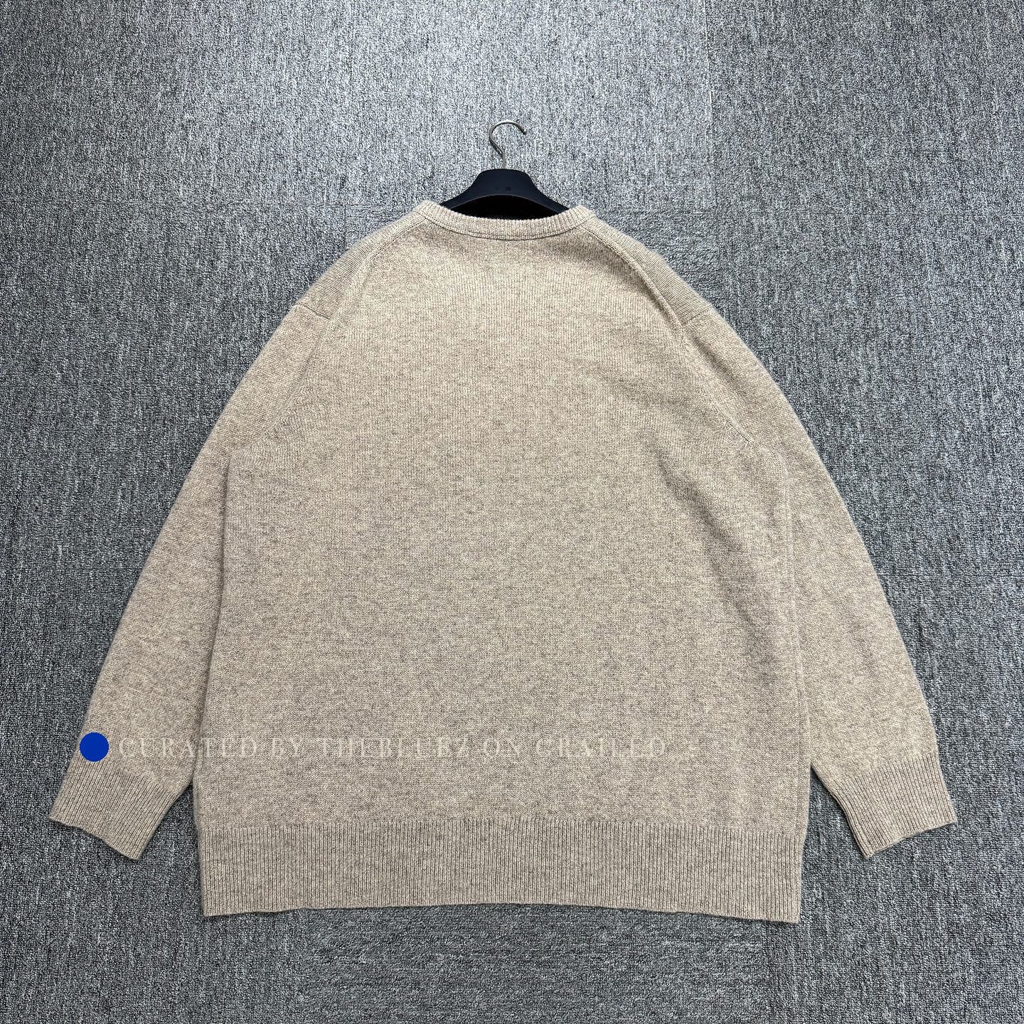 Acne Studios Beige Cashmere Blend V-Neck Sweater Size US XL / EU 56 / 4 - 2 Thumbnail