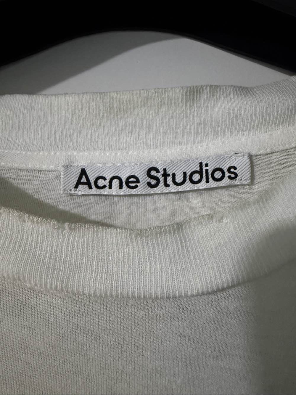 Acne Studios Minimalist Logo Long Sleeve T-Shirt Size US S / EU 44-46 / 1 - 3 Thumbnail