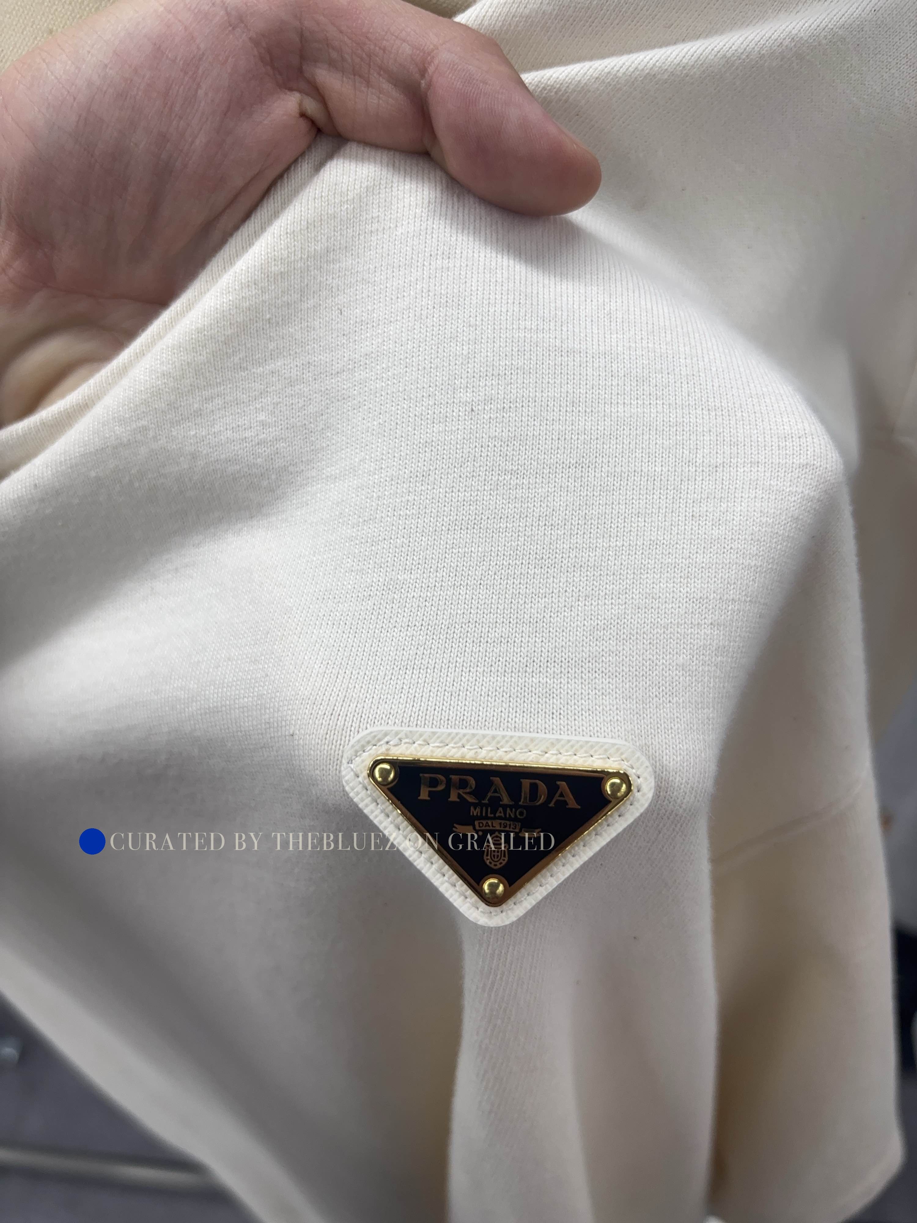 Prada Minimalist Beige Logo T-Shirt in XL Size US XL / EU 56 / 4 - 6 Thumbnail