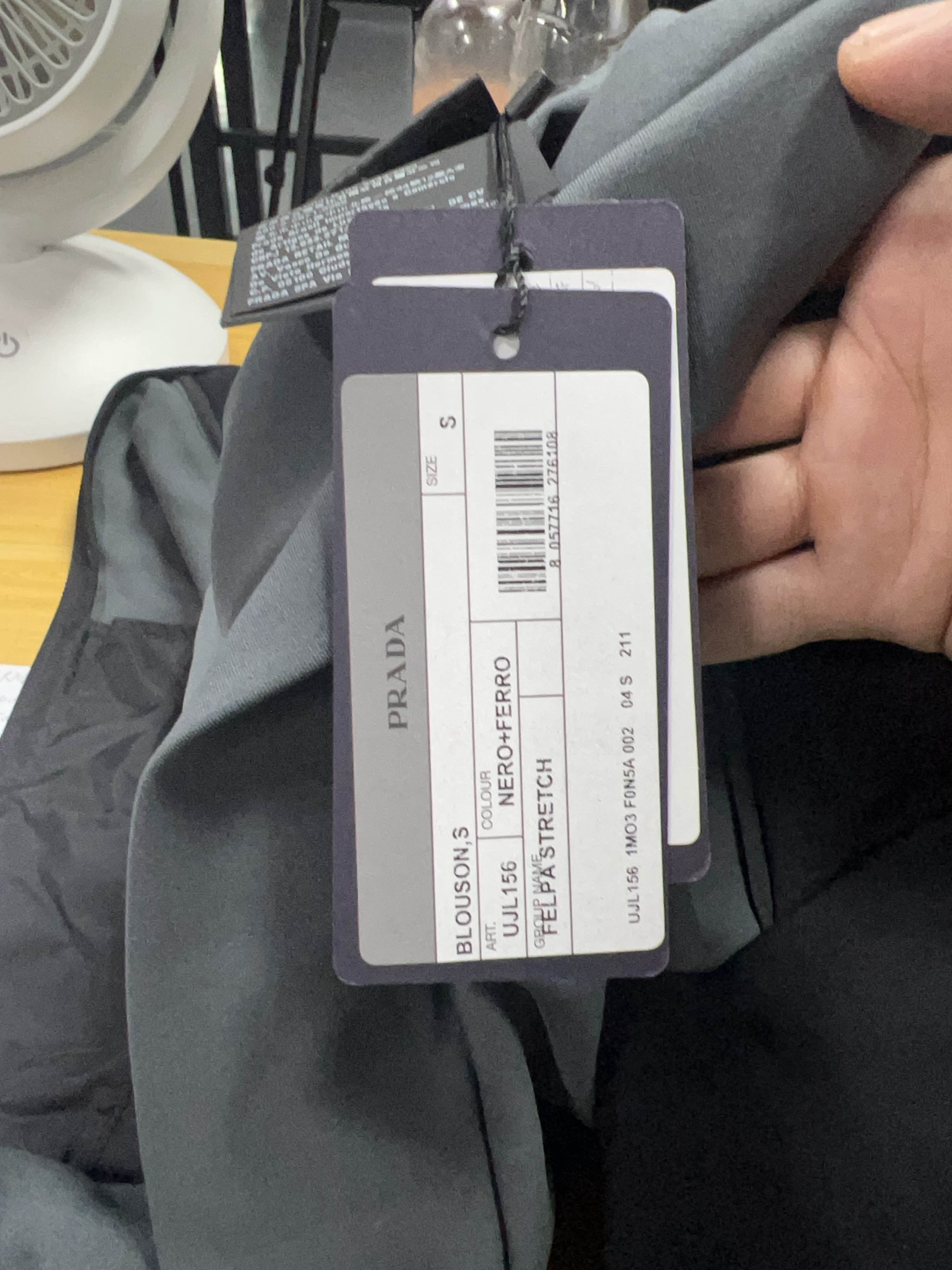 Prada Colorblock Logo Blouson in Multi Size US S / EU 44-46 / 1 - 5 Thumbnail