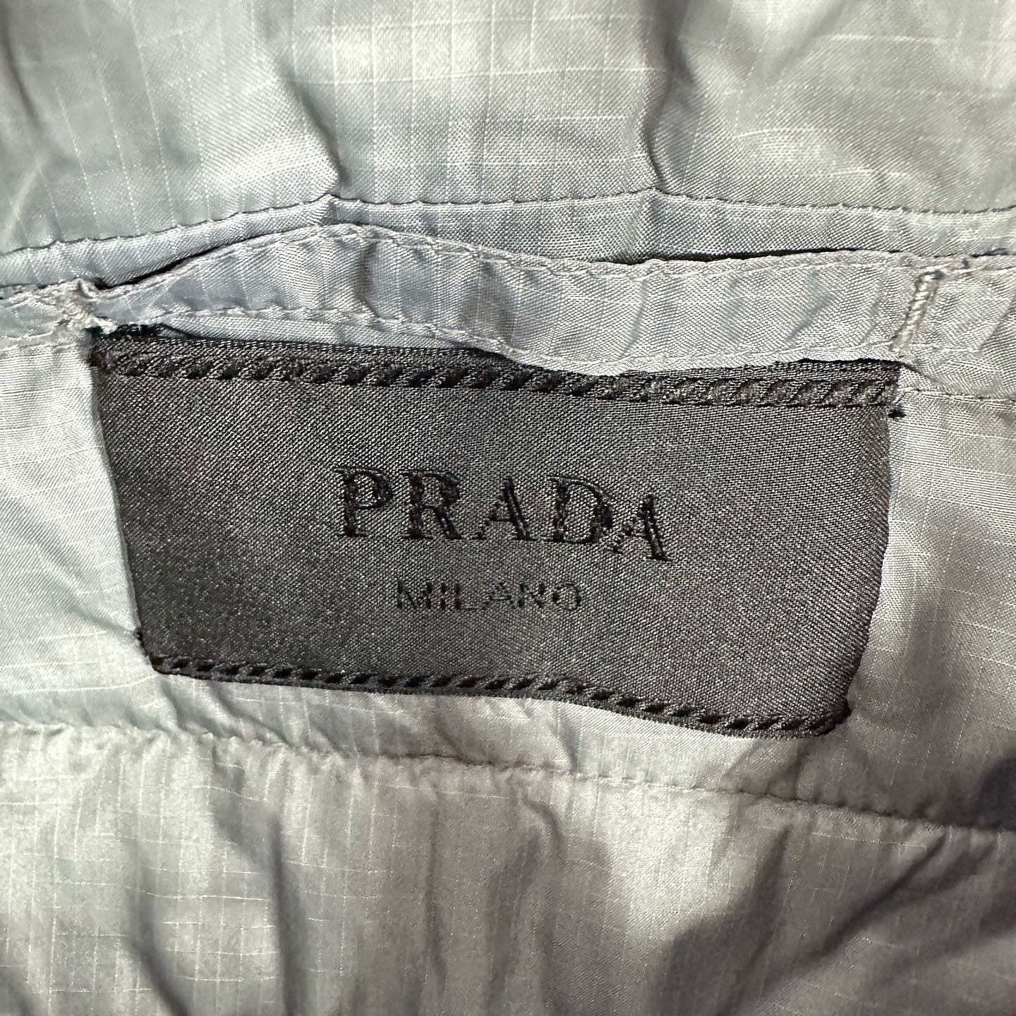 Prada Minimalist Padded Jacket in Gray Size US L / EU 52-54 / 3 - 3 Thumbnail