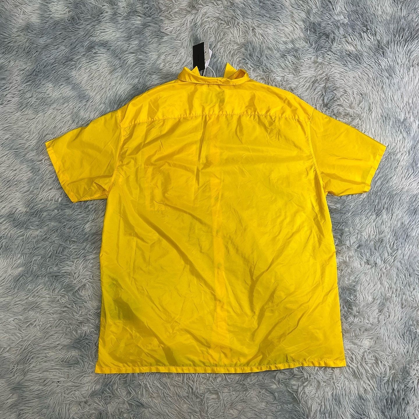 Prada Re-Nylon Logo Short Sleeve Shirt in Yellow Size US L / EU 52-54 / 3 - 2 Thumbnail