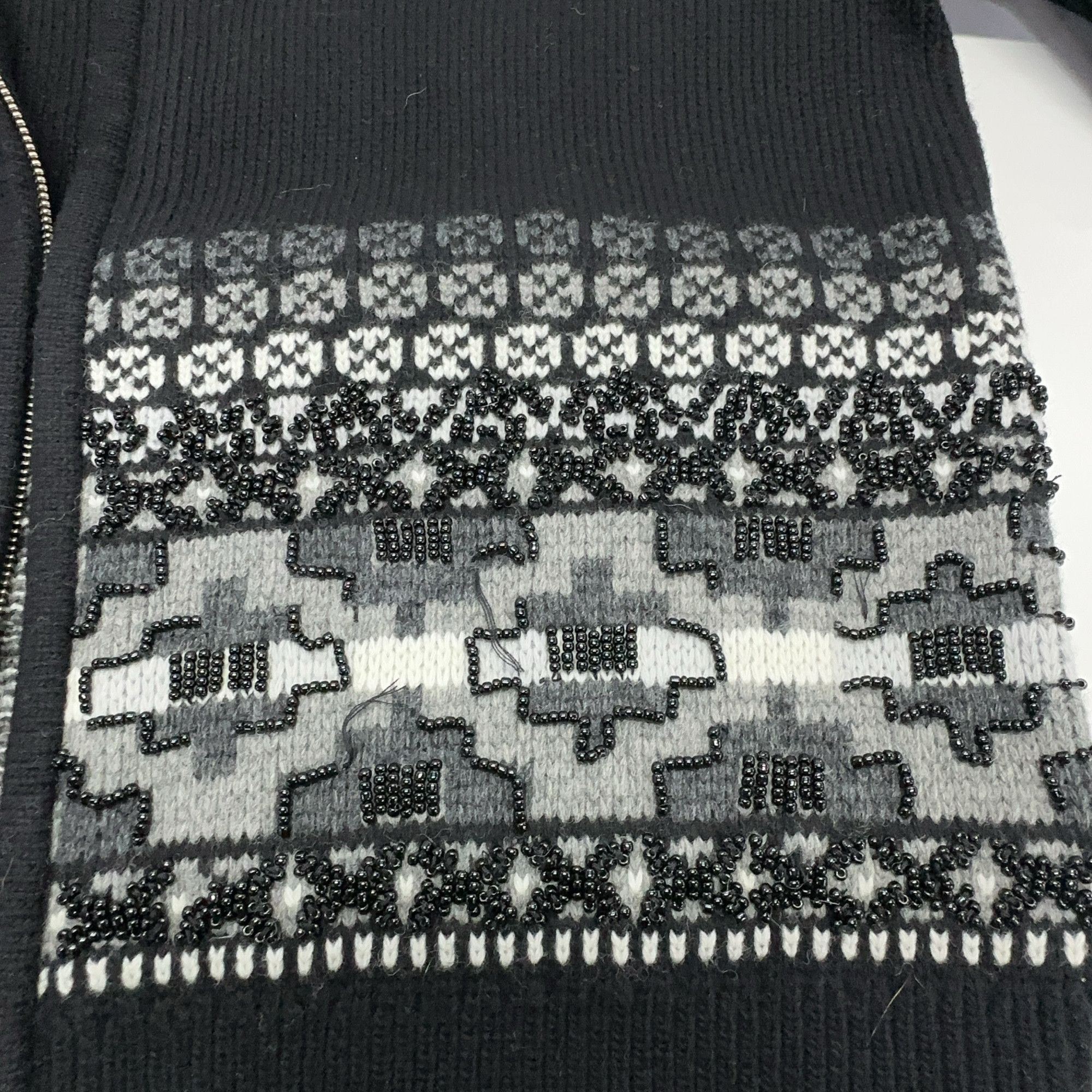 Supreme Supreme Beaded Zip Up Hooded Sweater Size M Size US M / EU 48-50 / 2 - 9 Thumbnail