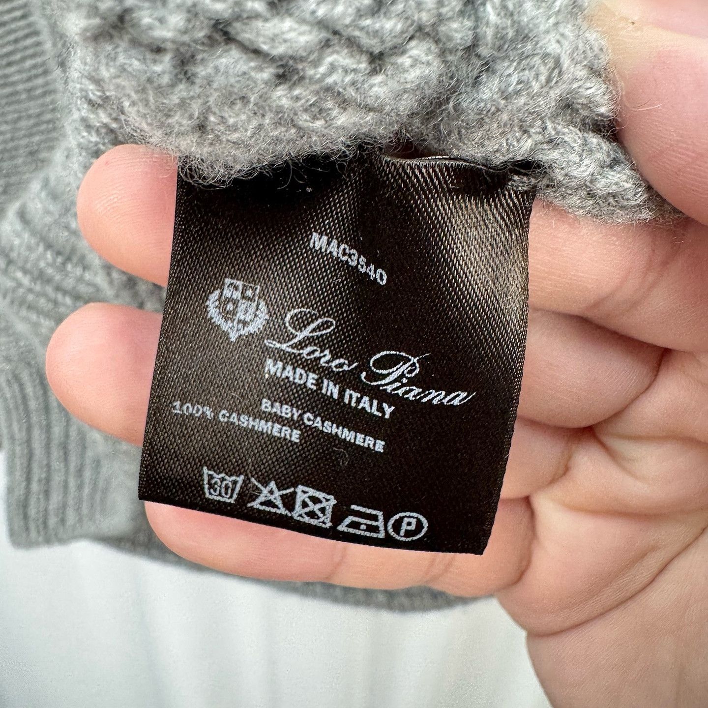 Loro Piana Loro Piana Baby Cashmere Sweater Size M Size US M / EU 48-50 / 2 - 4 Thumbnail
