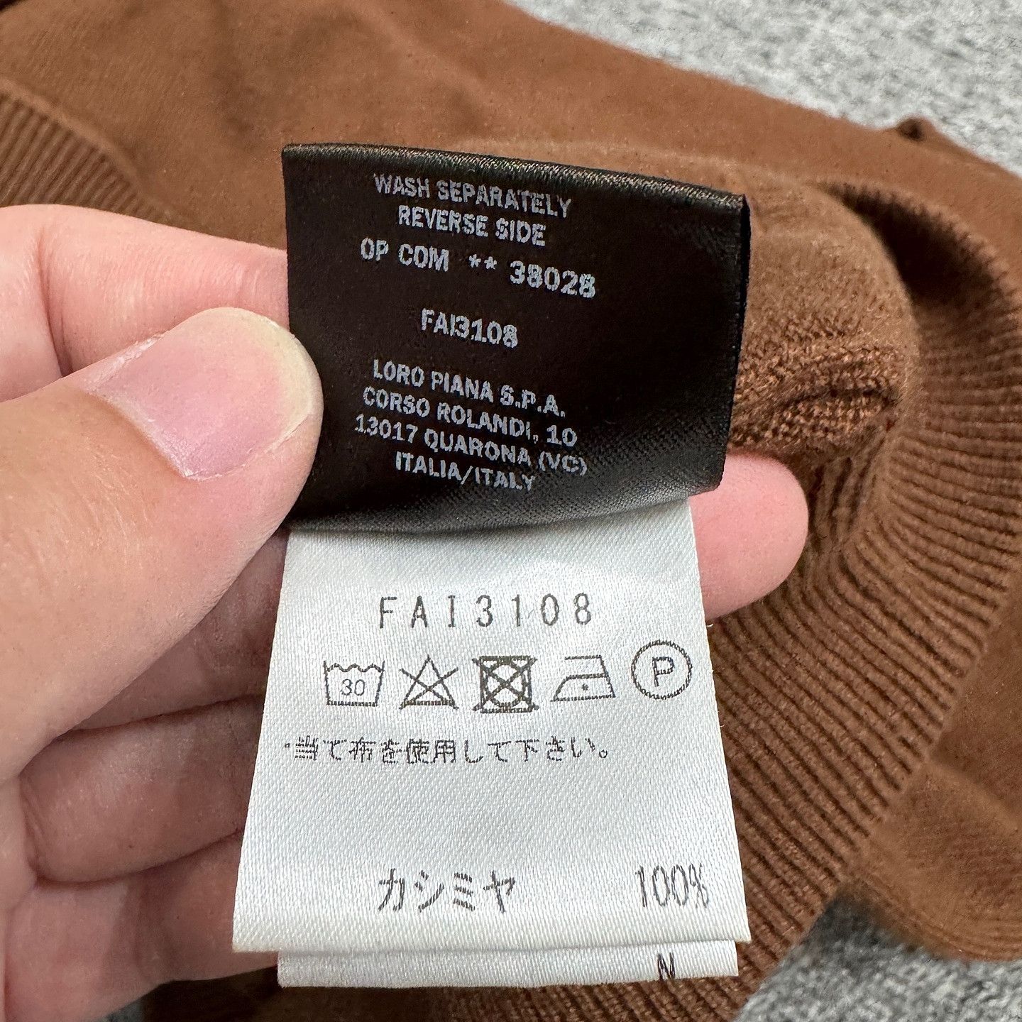 Loro Piana Loro Piana 100% Cashmere Crewneck Sweater Size L Size US L / EU 52-54 / 3 - 5 Thumbnail