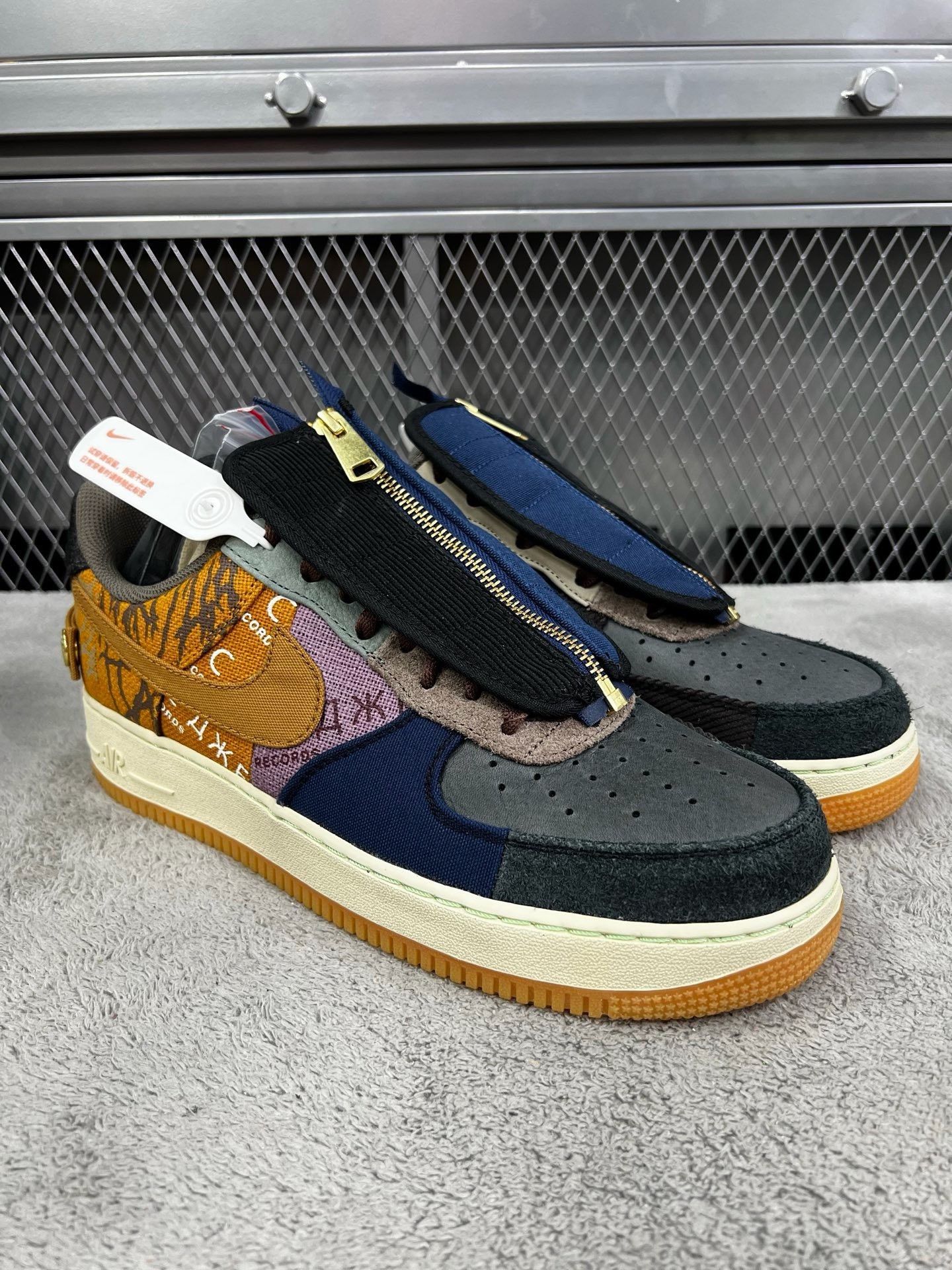 Nike Nike x Travis Scott Cactus Jack Air Force 1 Size 11 Size US 11 / EU 44 - 4 Thumbnail