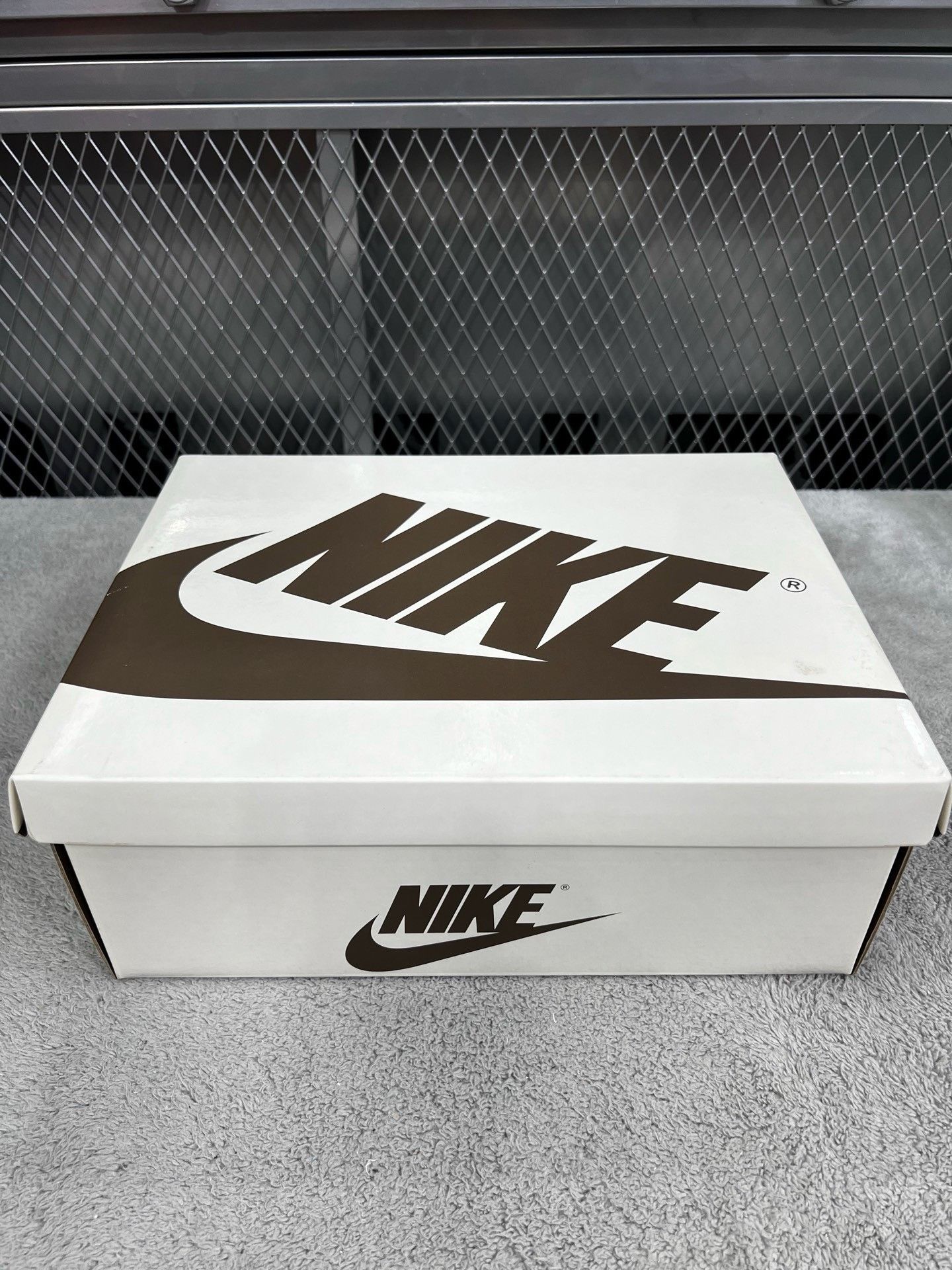 Jordan Brand Travis Scott x Air Jordan 1 Low Canary Size 5 Size US 5.5 / IT 35.5 - 9 Thumbnail
