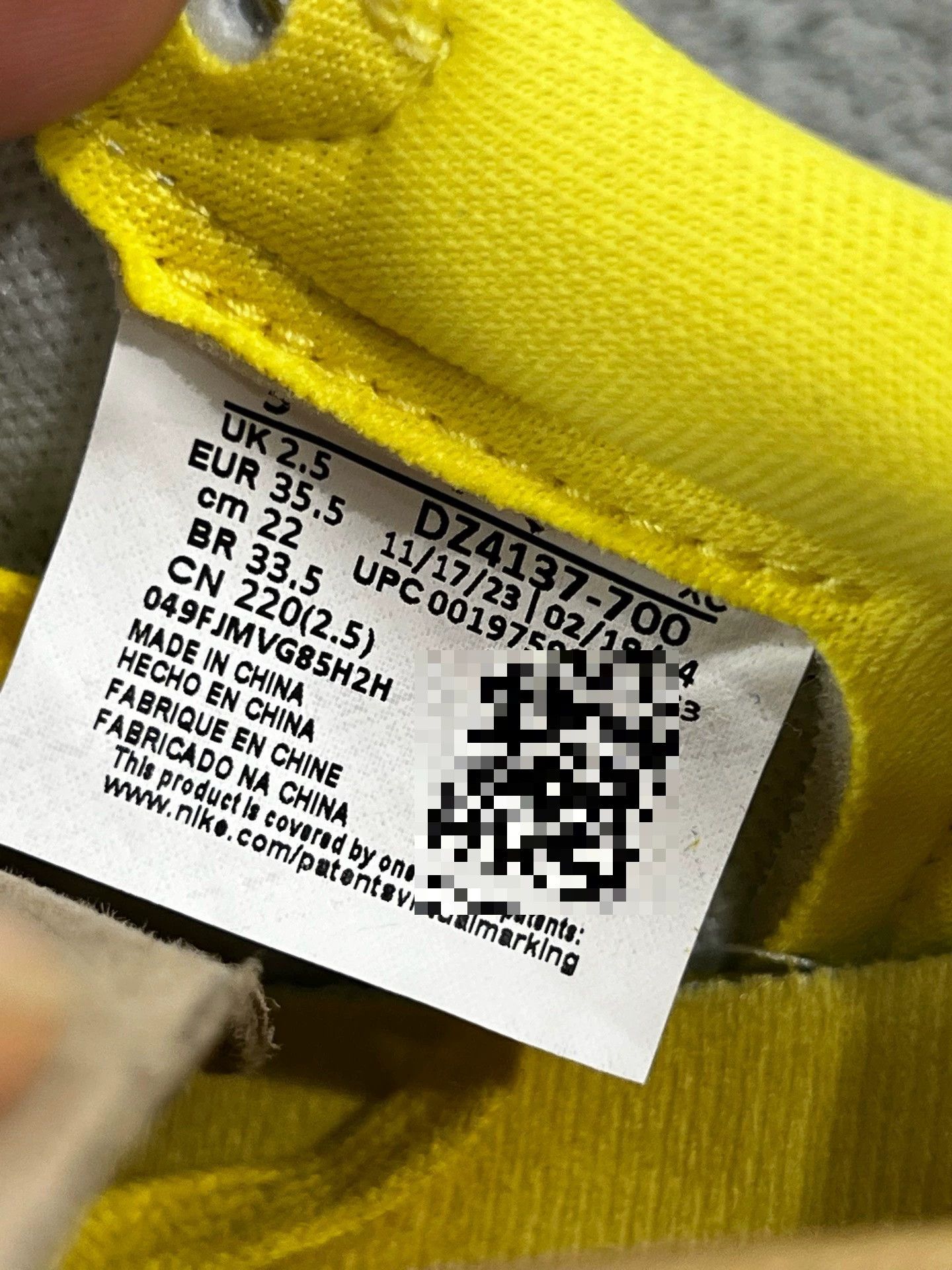 Jordan Brand Travis Scott x Air Jordan 1 Low Canary Size 5 Size US 5.5 / IT 35.5 - 8 Thumbnail