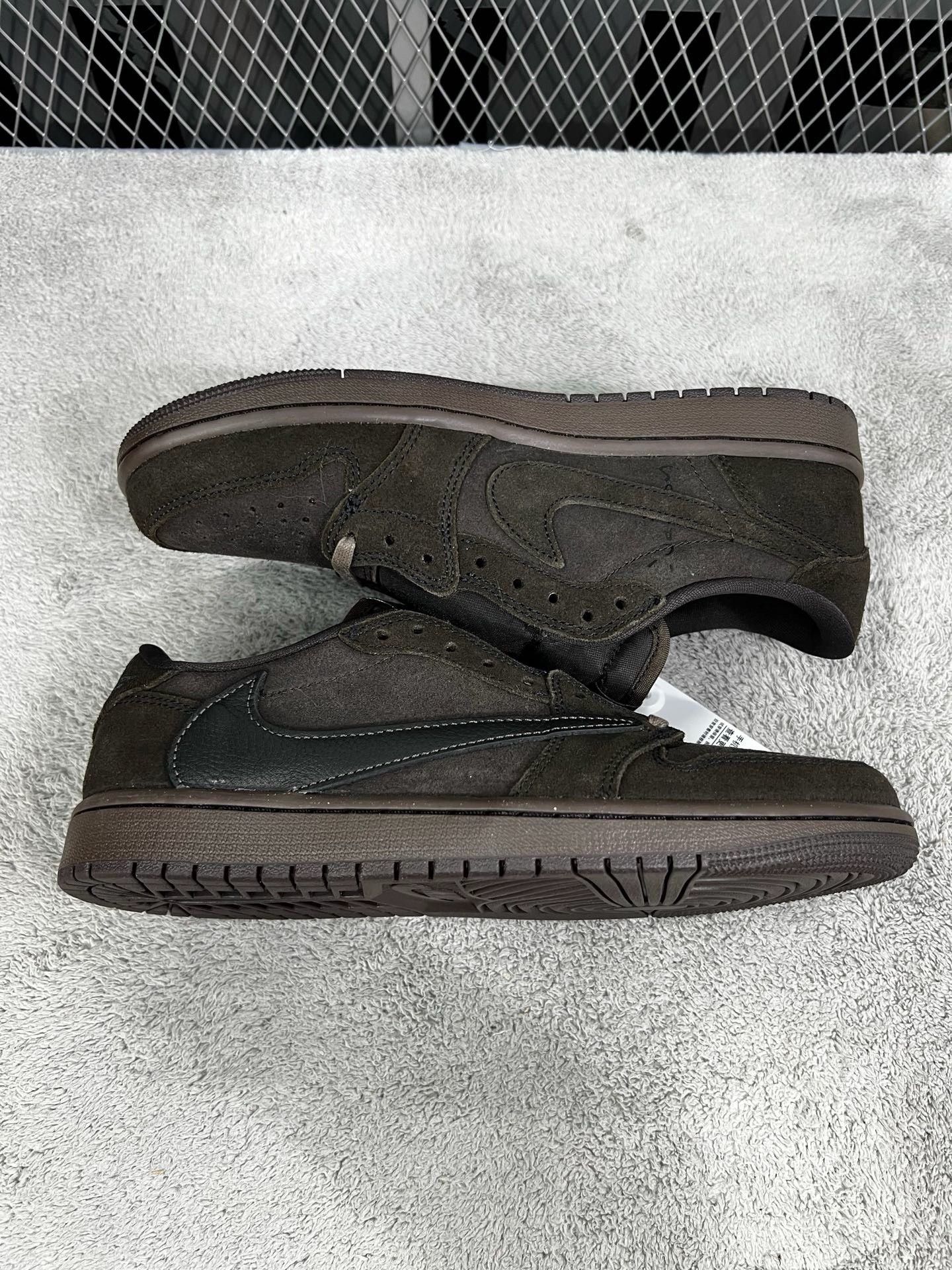 Nike Travis Scott x Nike Air Jordan 1 Low Mocha Size 8 Size US 8 / EU 41 - 5 Thumbnail