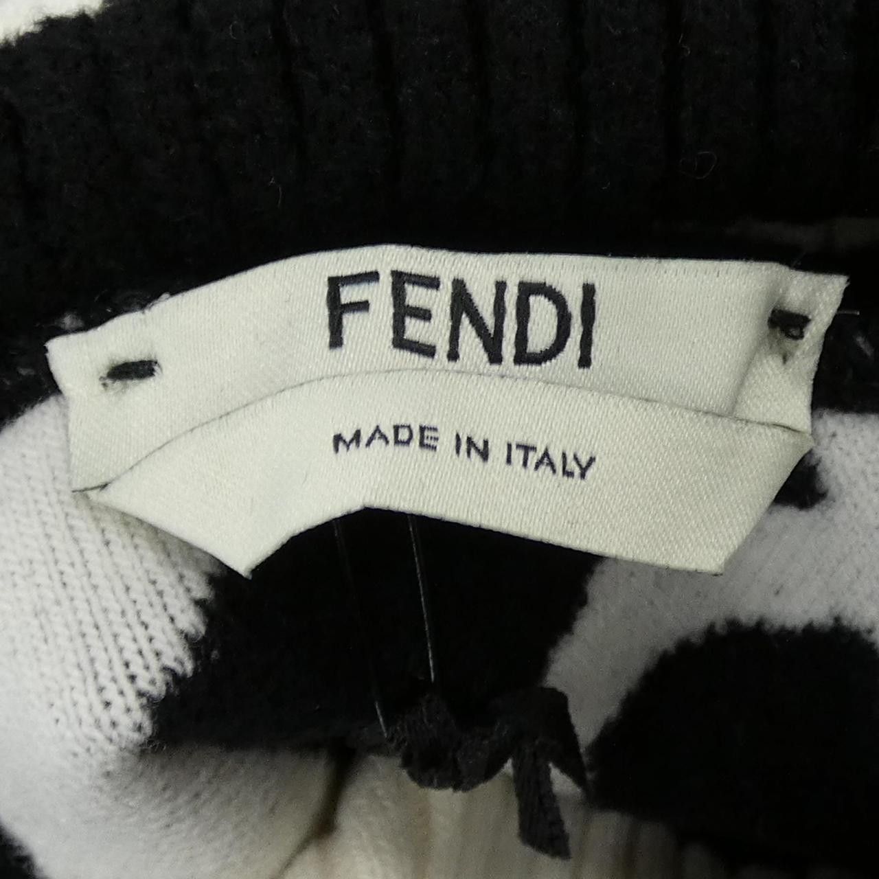 Fendi Fendi Fendi FF Motif Knitwear Textile Tops FZY639A3PU DUTY FREE for USA Size ONE SIZE - 5 Thumbnail