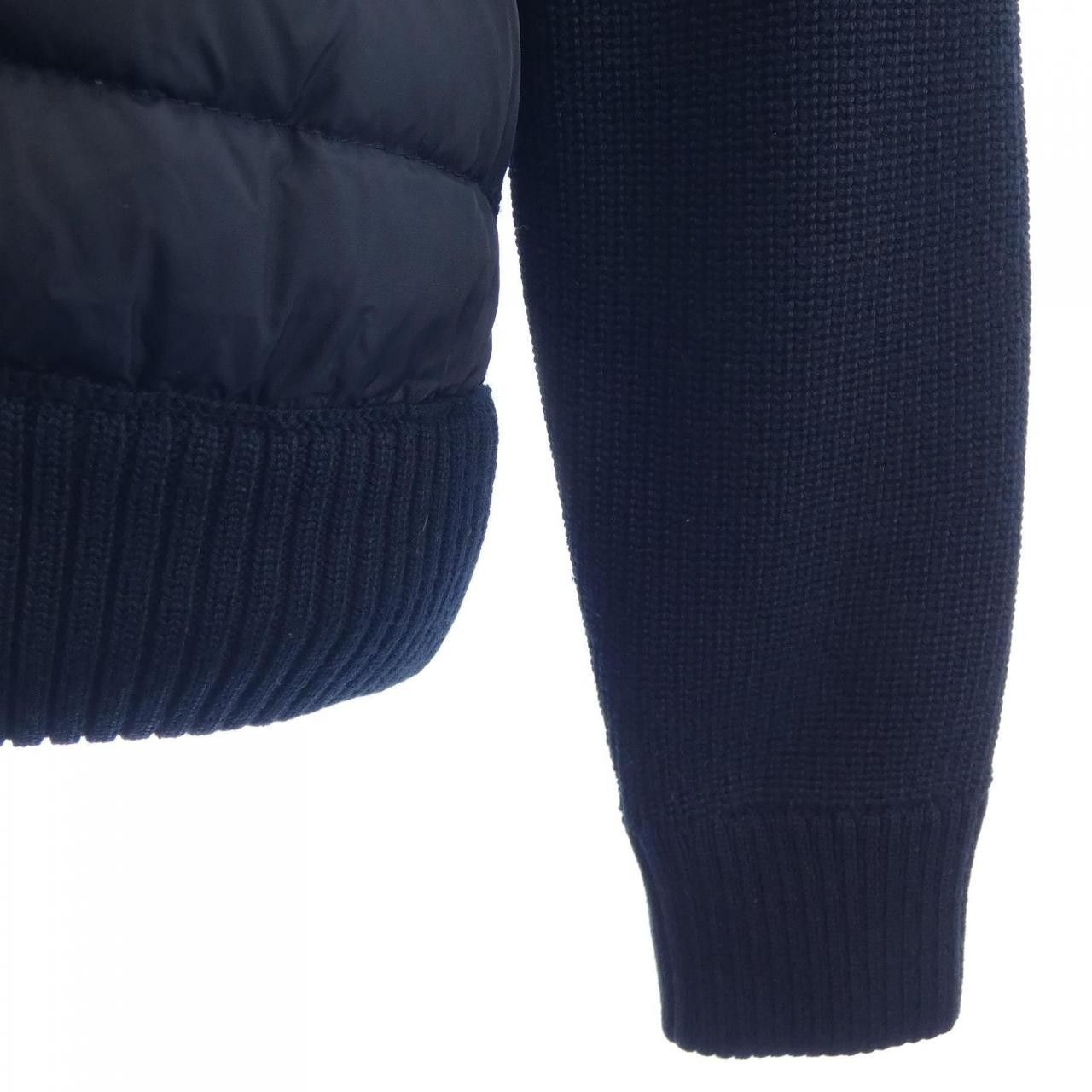 Moncler Moncler Moncler Down Jacket Others Outerwear 20919B50800 DUTY FREE for USA Size ONE SIZE - 9 Thumbnail